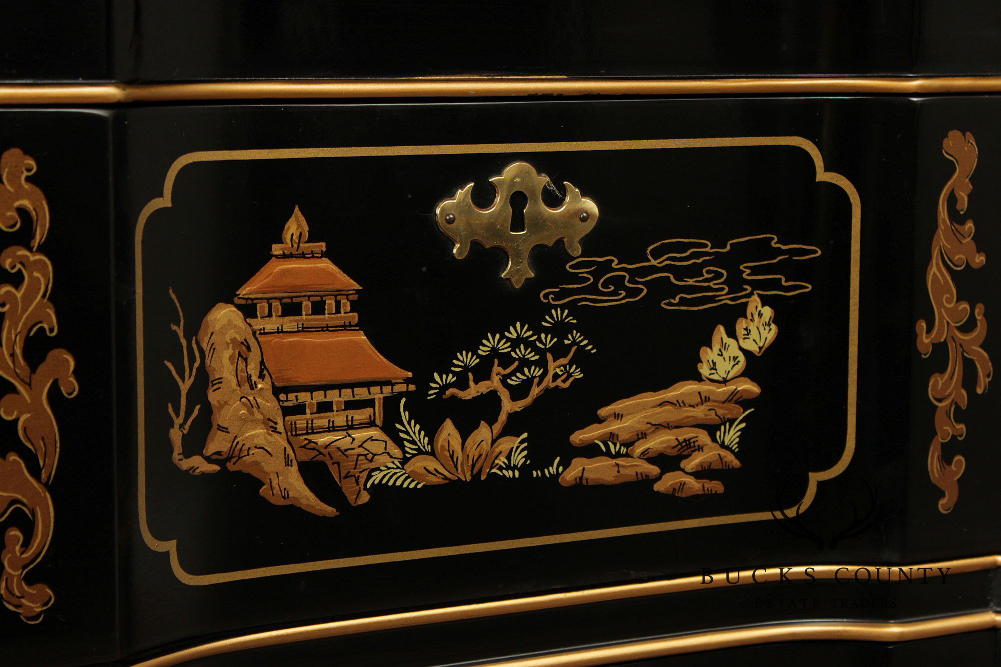 Drexel 'Et Cetera' Chinoiserie Chest of Drawers