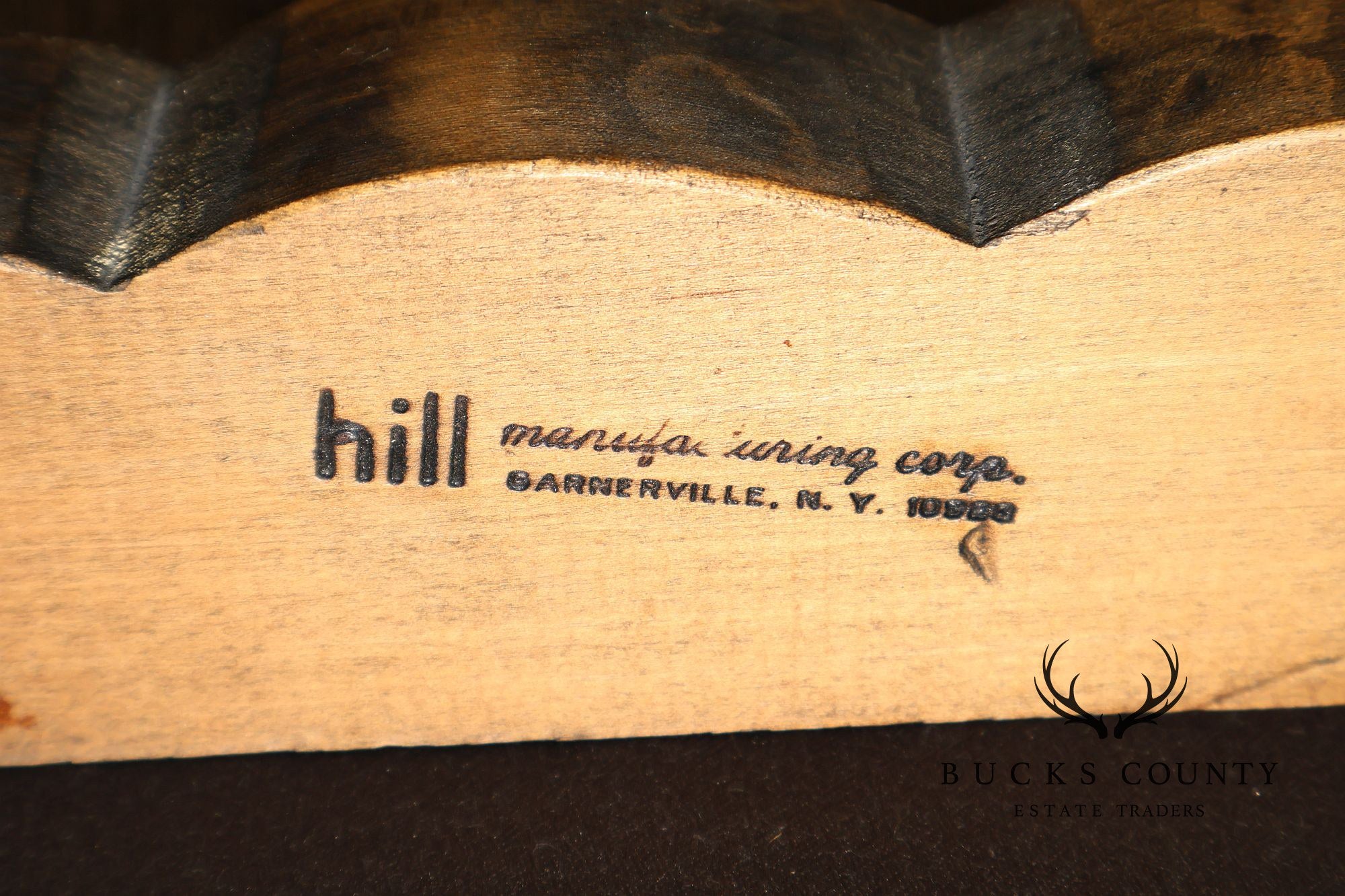 Hill Mfg. Corp. French Country Style Set of Six Ladderback Dining Chairs