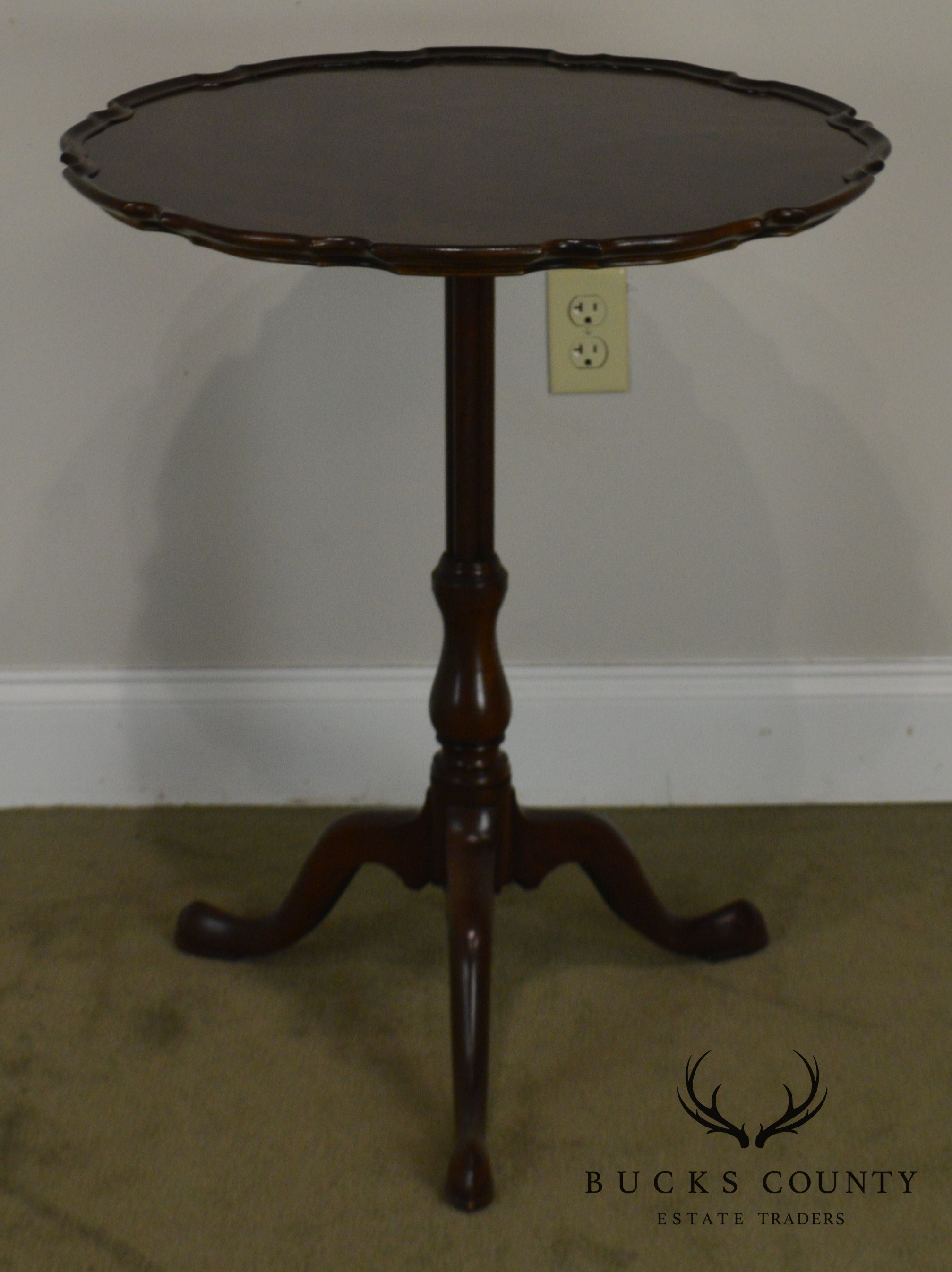 Queen Anne Style Mahogany Pie Crust Tilt Top Table