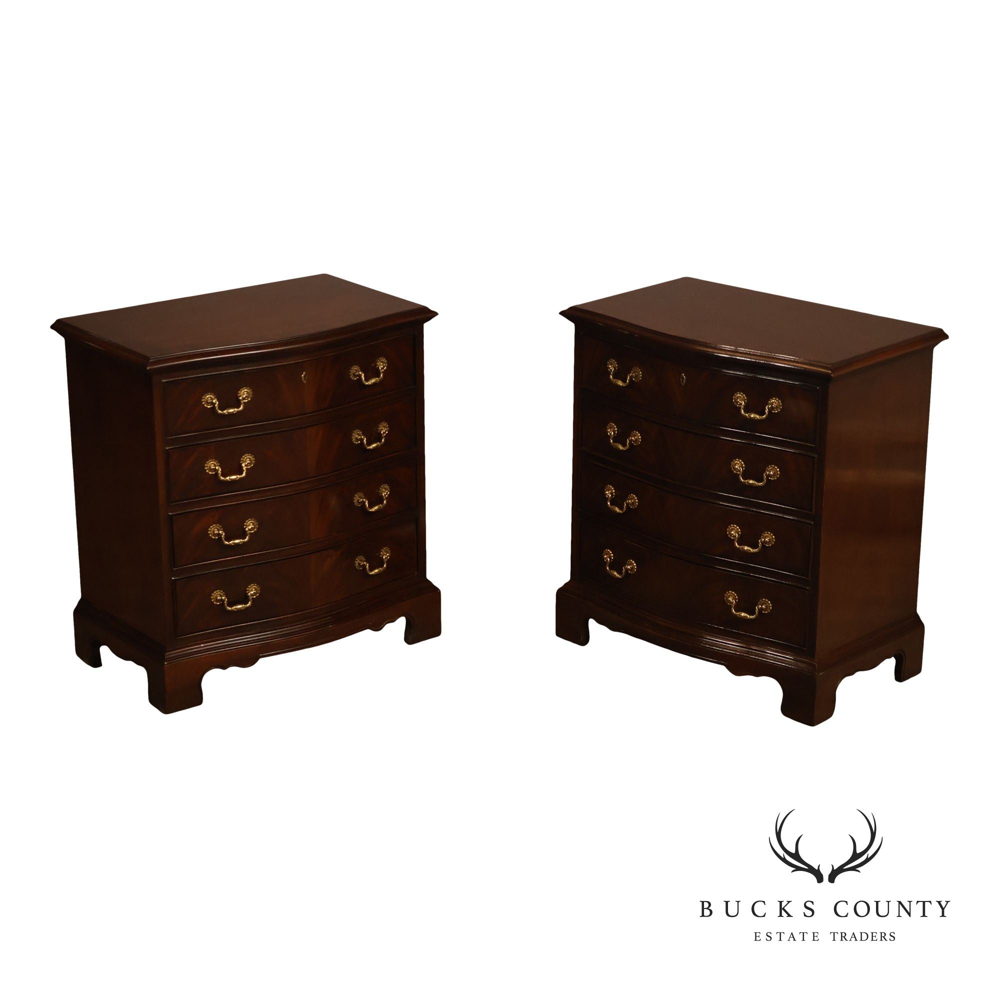 Drexel Heritage Heritage Georgian Style Mahogany Pair Of Chest Nightstands