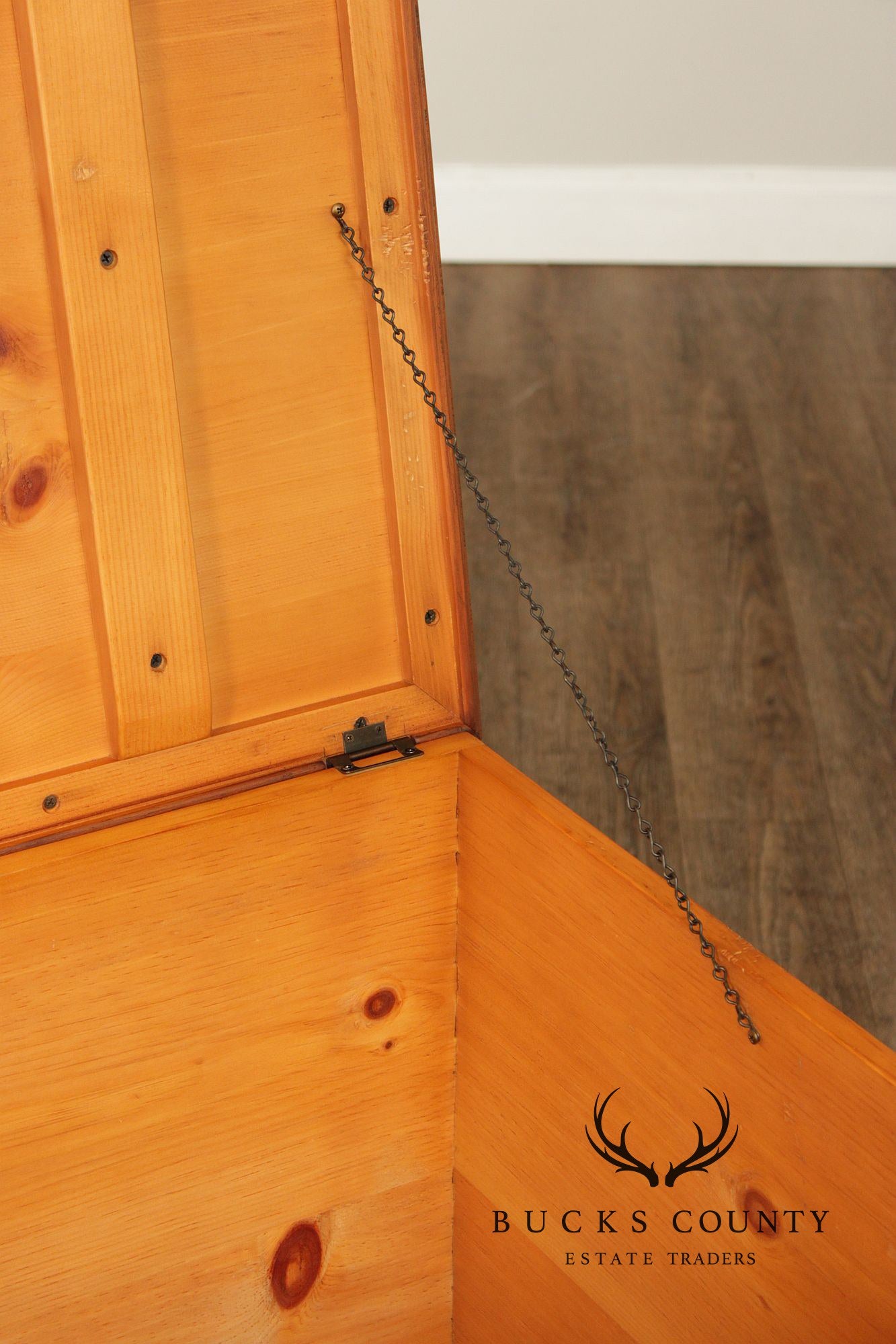 Georgian Style Dovetailed Pine Blanket Chest