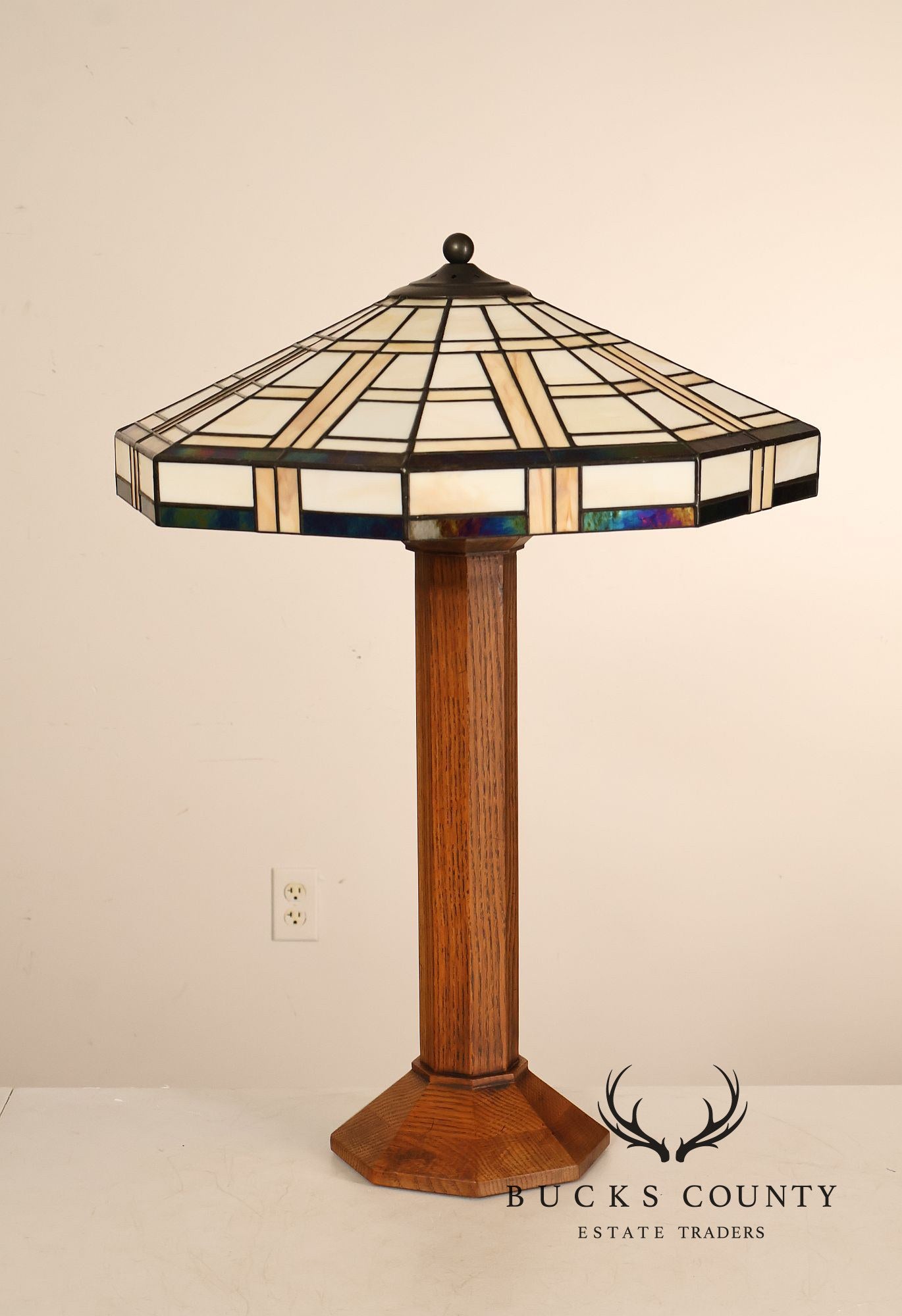 Stickley Mission Collection Table Lamp With Leaded Glass Shade