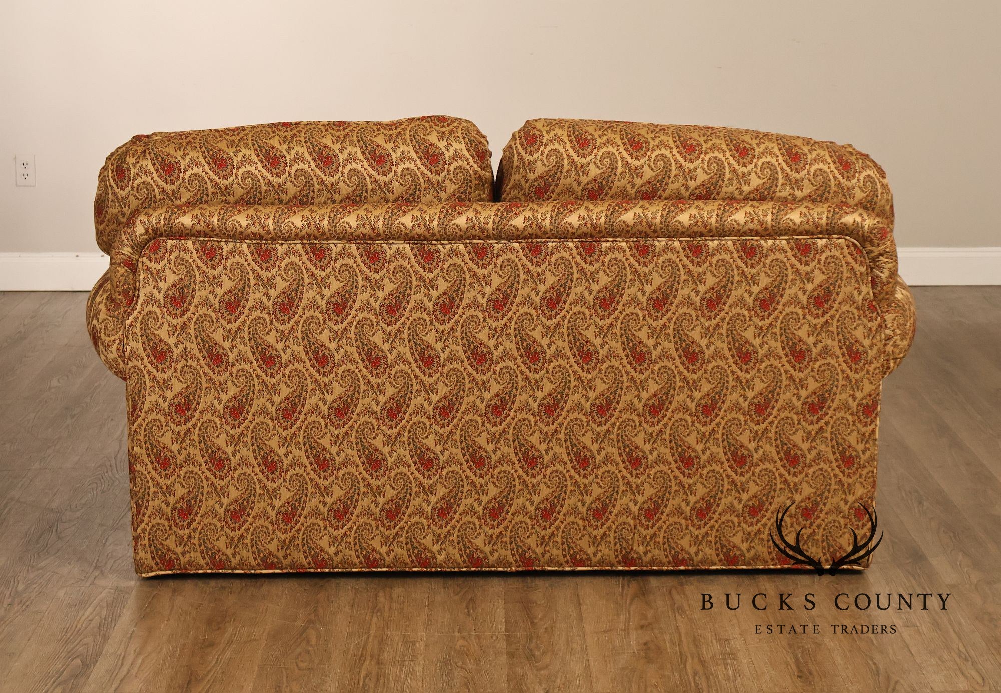Traditional Paisley Upholstered Settee