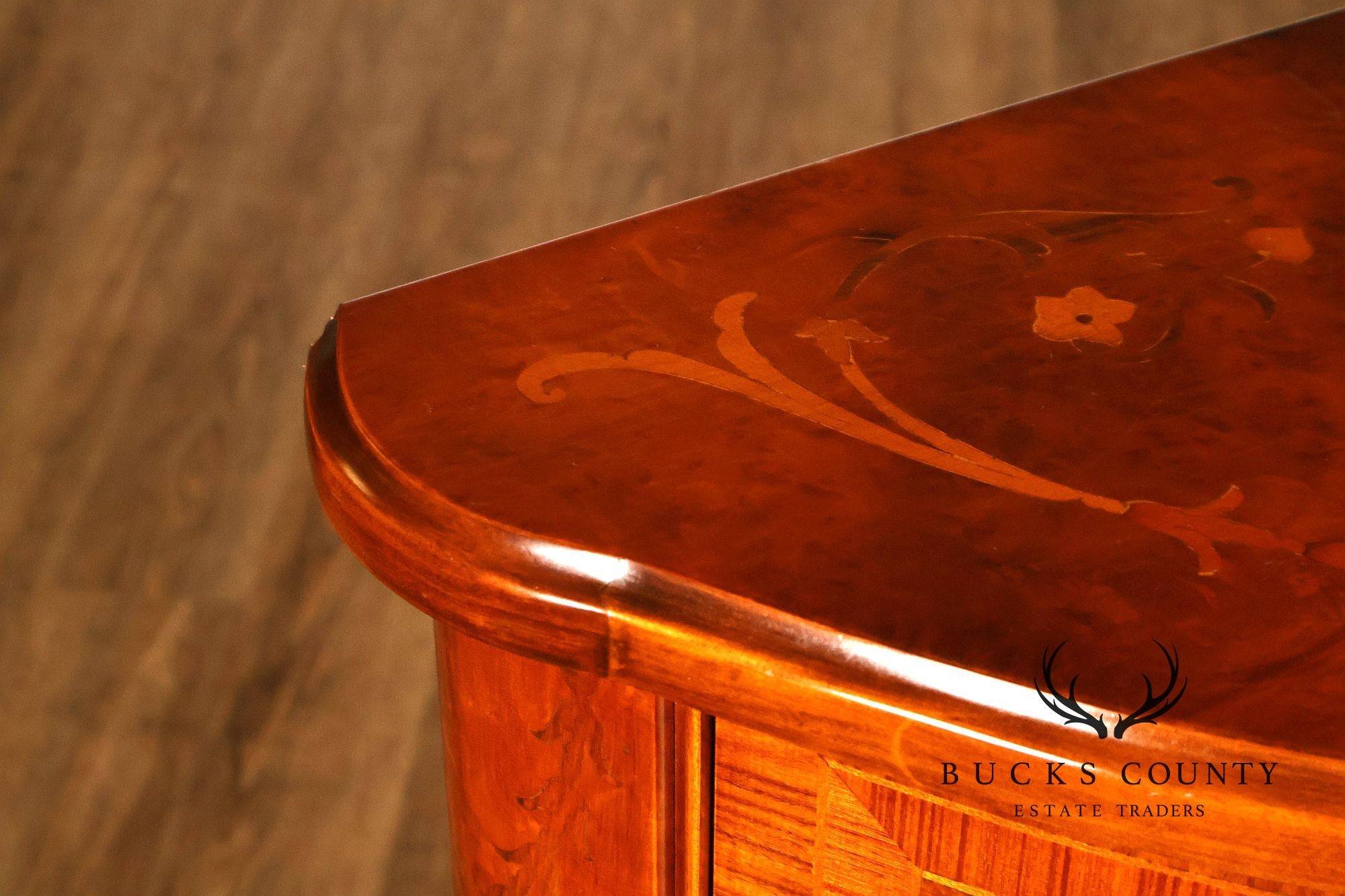 Italian Neoclassical Style Burl Wood Marquetry Inlaid Serpentine Sideboard