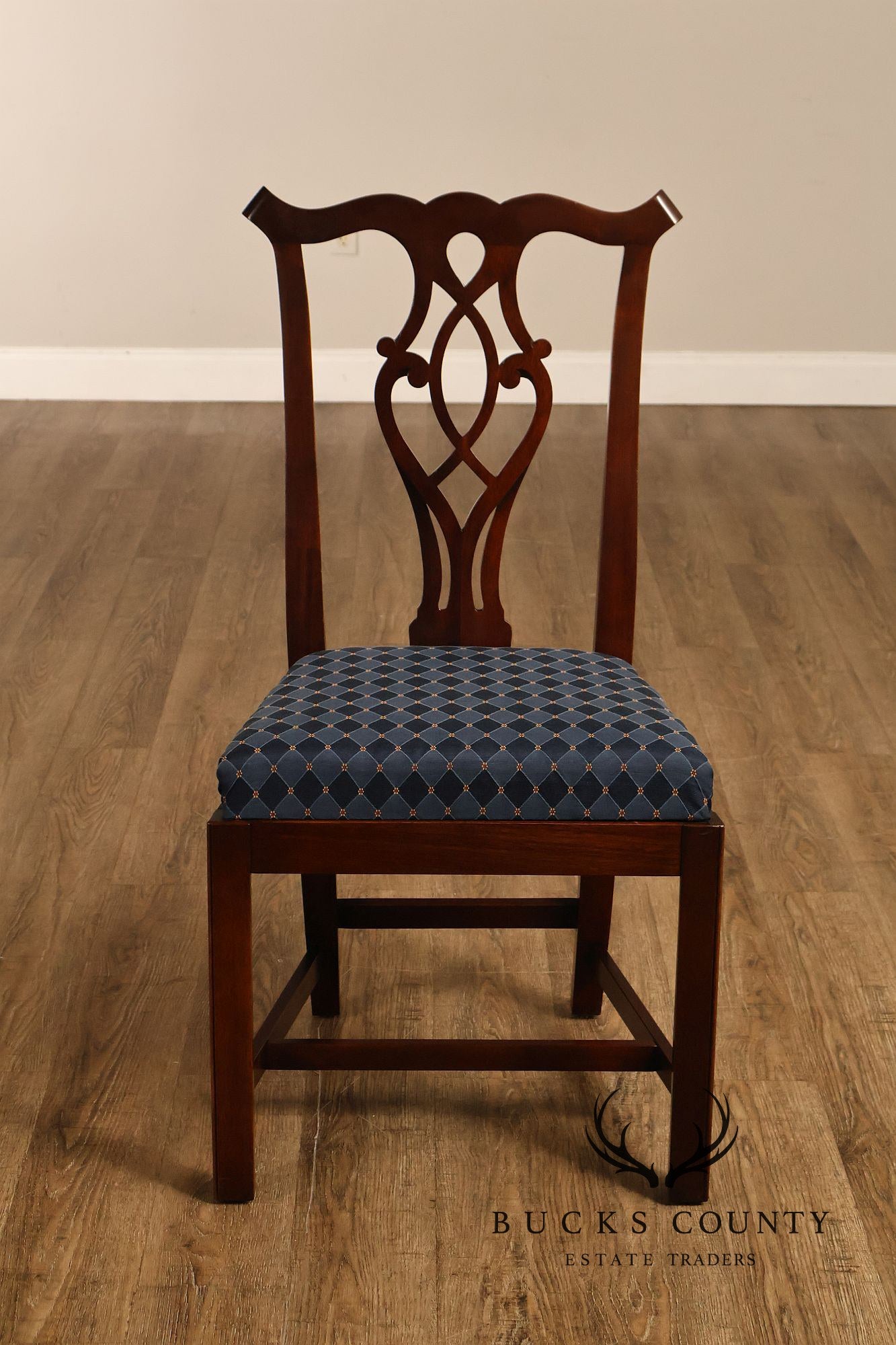 Pennsylvania House Chippendale Style Mahogany Set of 8 Dining Chairs