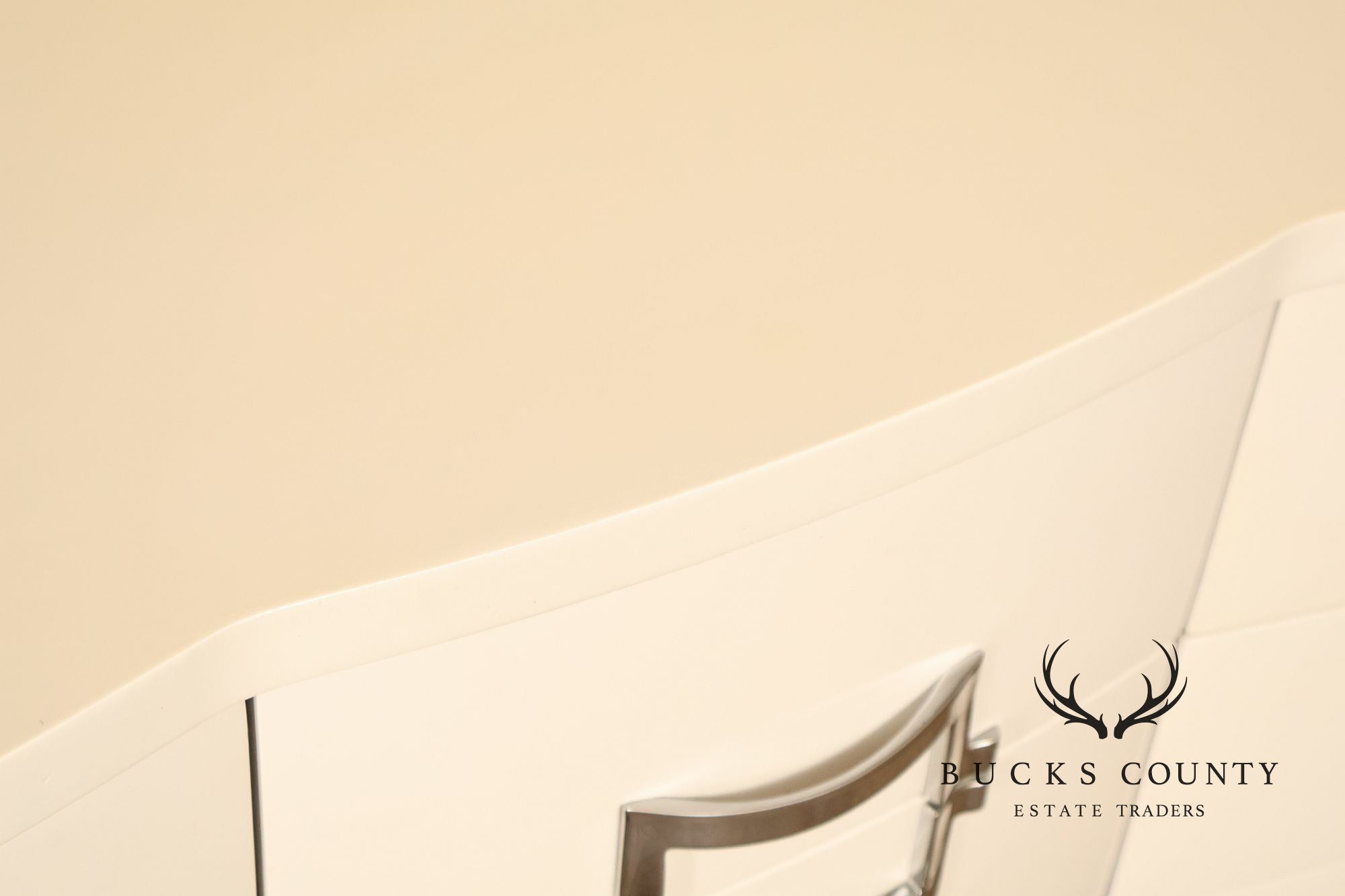 Rway Mid Century Modern White Lacquered Triple Dresser