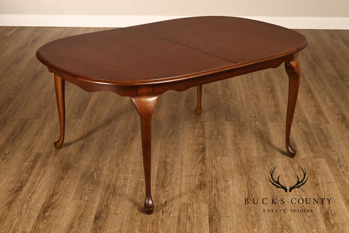 American Drew Queen Anne Style Expanding Dining Table With Eight Dining Chairs