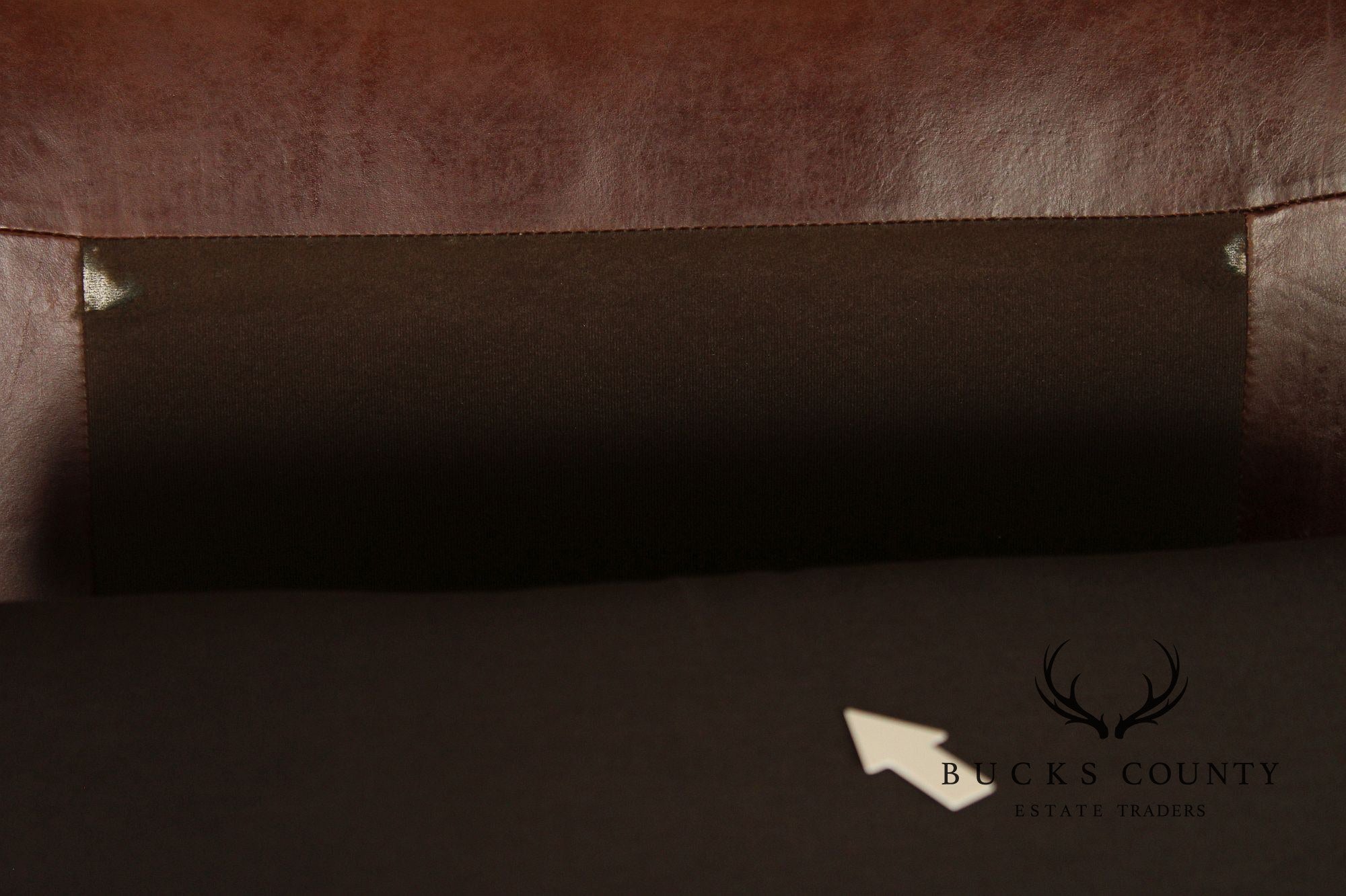 HANCOCK & MOORE ENGLISH TRADITIONAL STYLE BROWN LEATHER SOFA