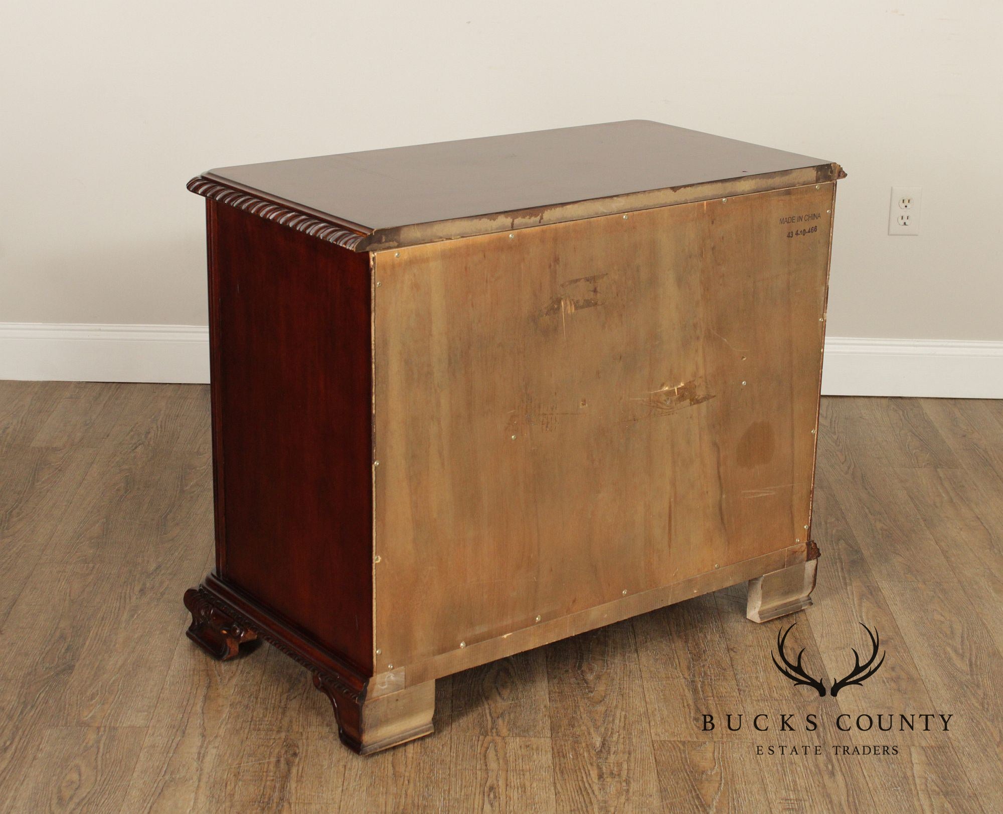 Hooker Furniture 'Seven Seas' Georgian Style Carved Mahogany File Cabinet