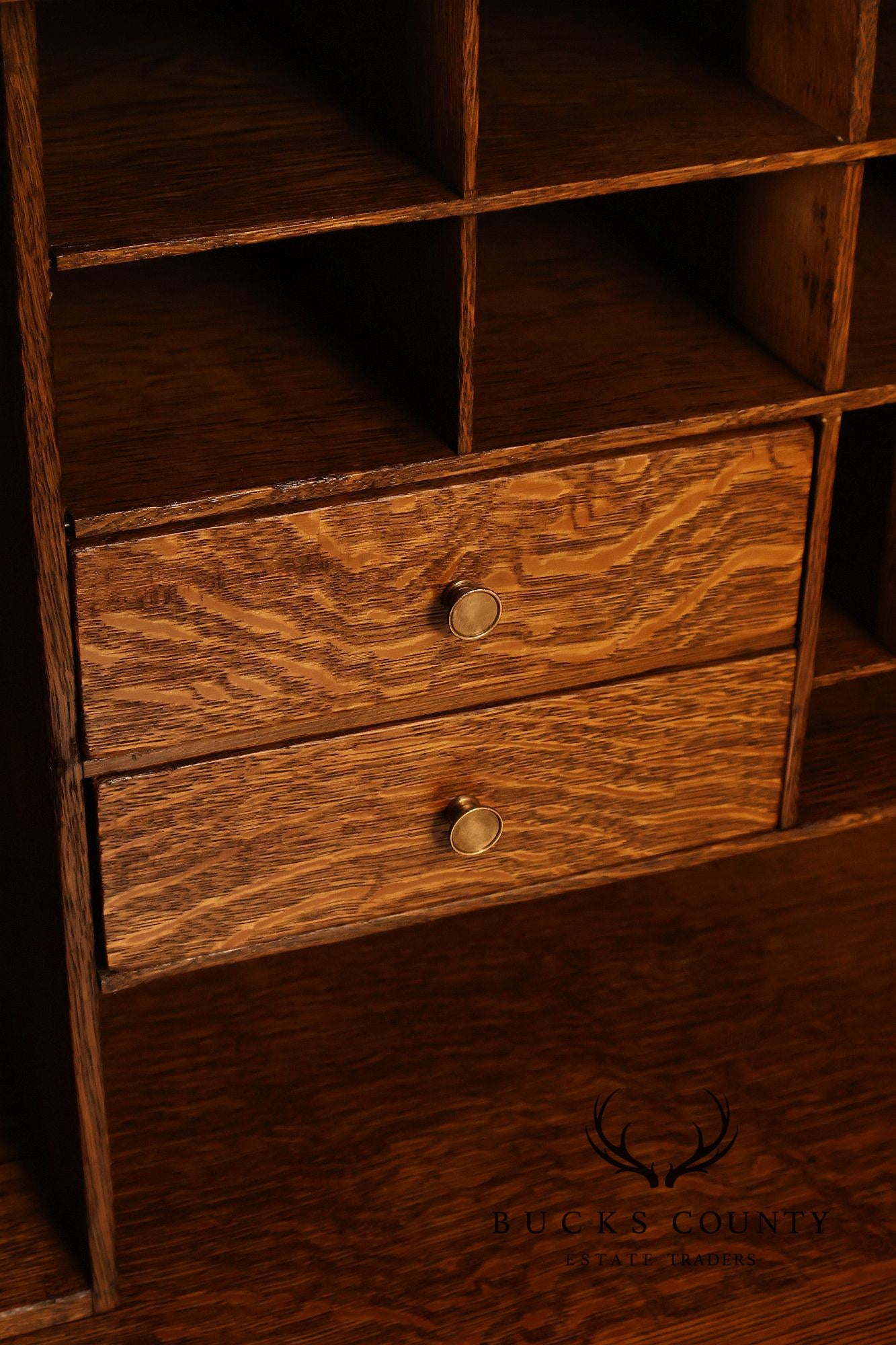 Exceptional Antique Quarter Sawn Oak Roll Top Desk With Carved 'Reading Hardware Co." Crest Panel