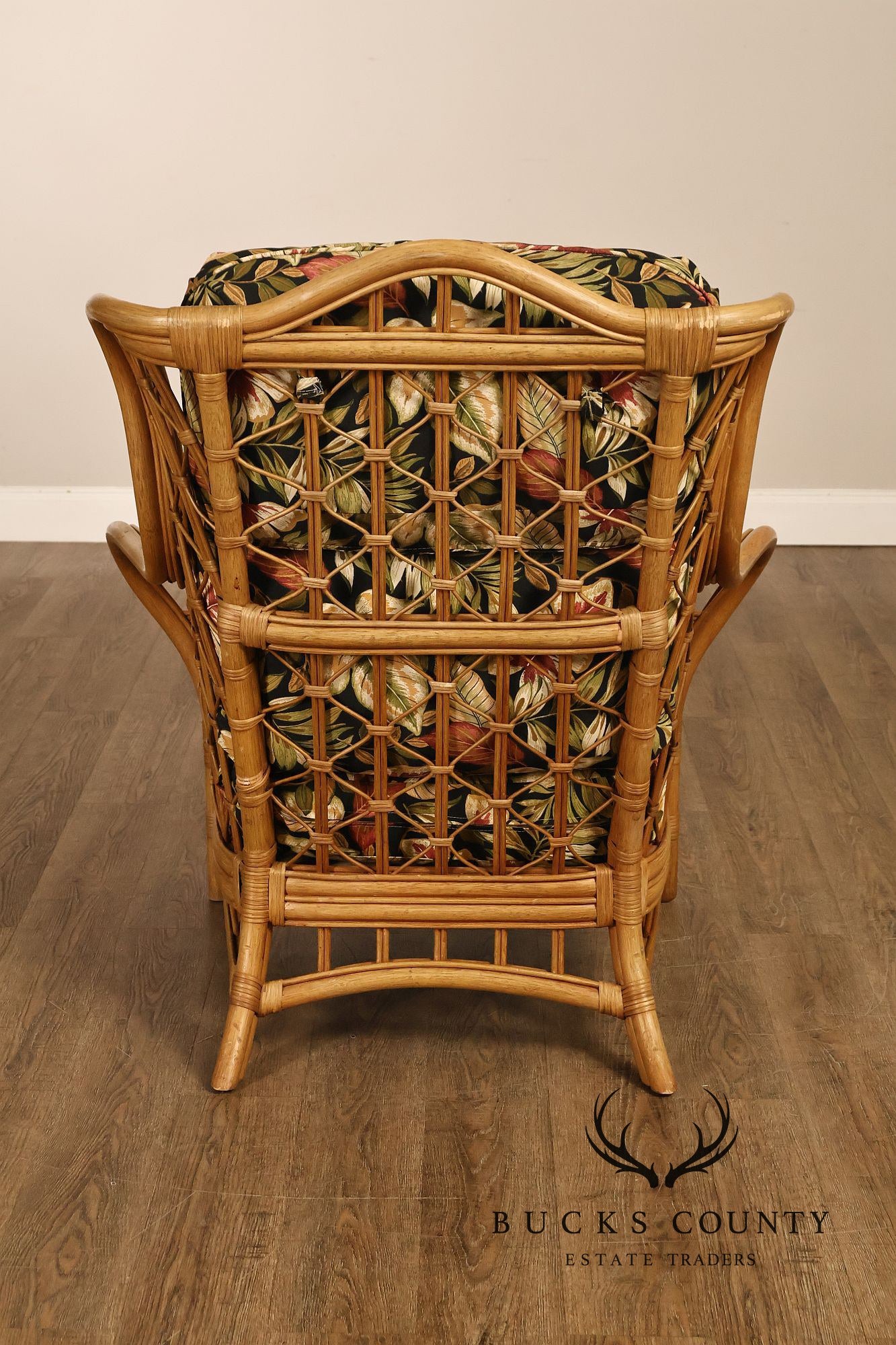 Lane Venture Wicker Lounge Chair With Tropical Upholstery