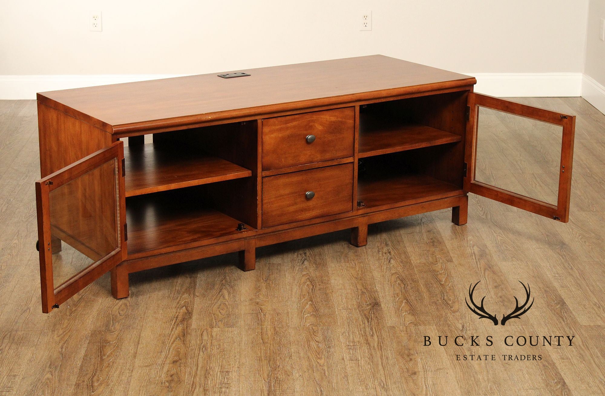 Ethan Allen 'Hawke' Media Cabinet