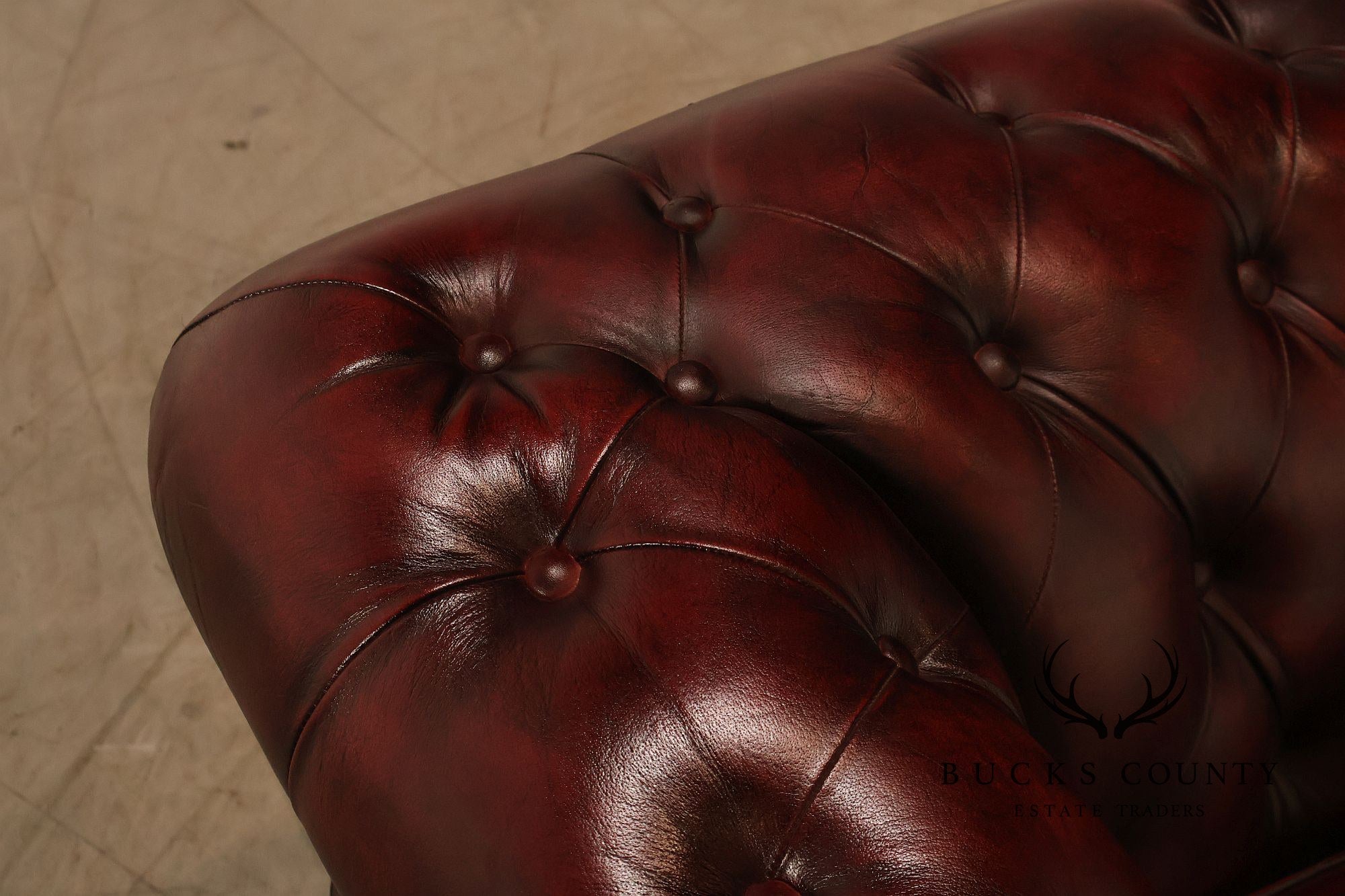 Chesterfield Style Oxford Red Tufted Leather Sofa