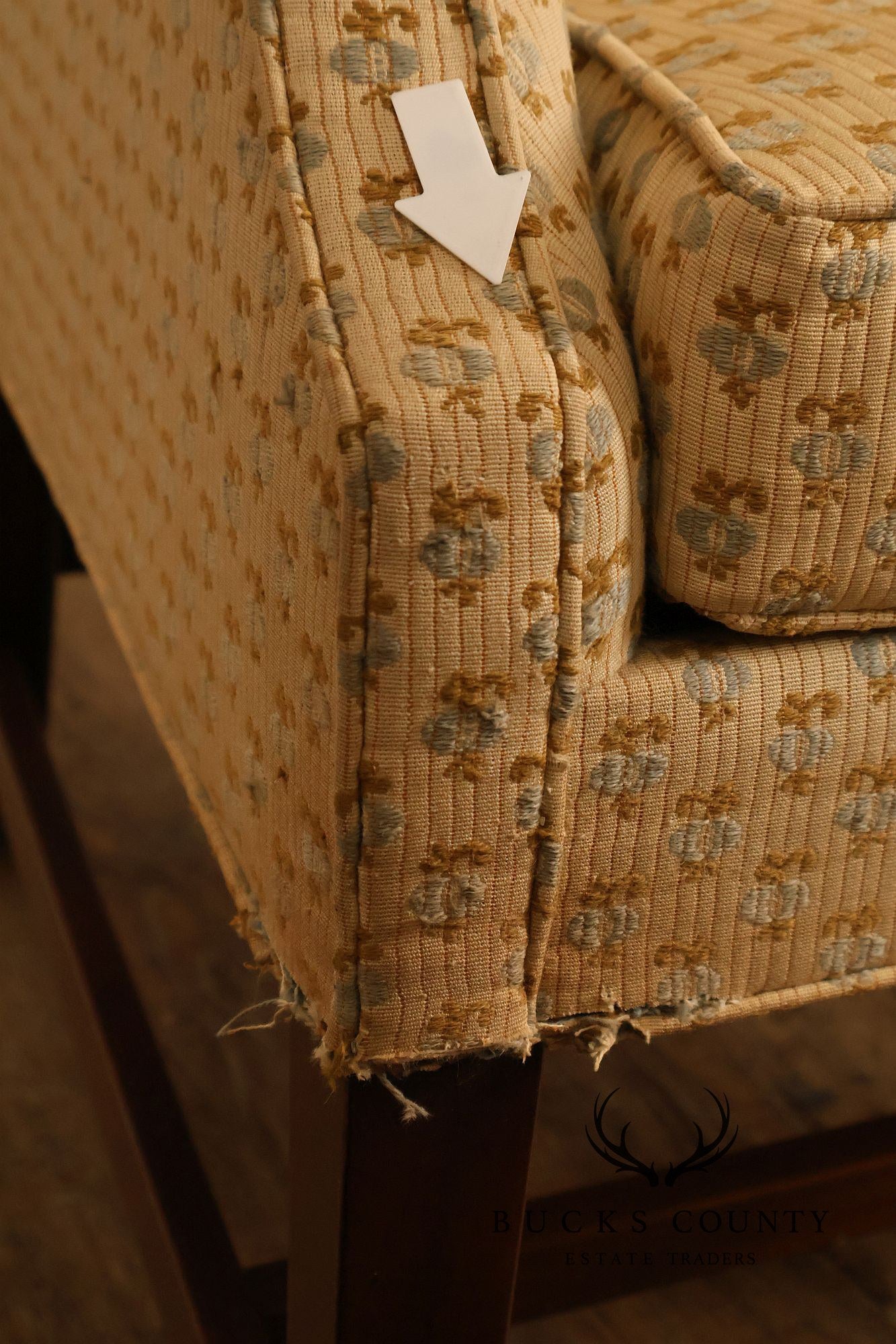 Kittinger Williamsburg Adaptation Mahogany Wing Chair