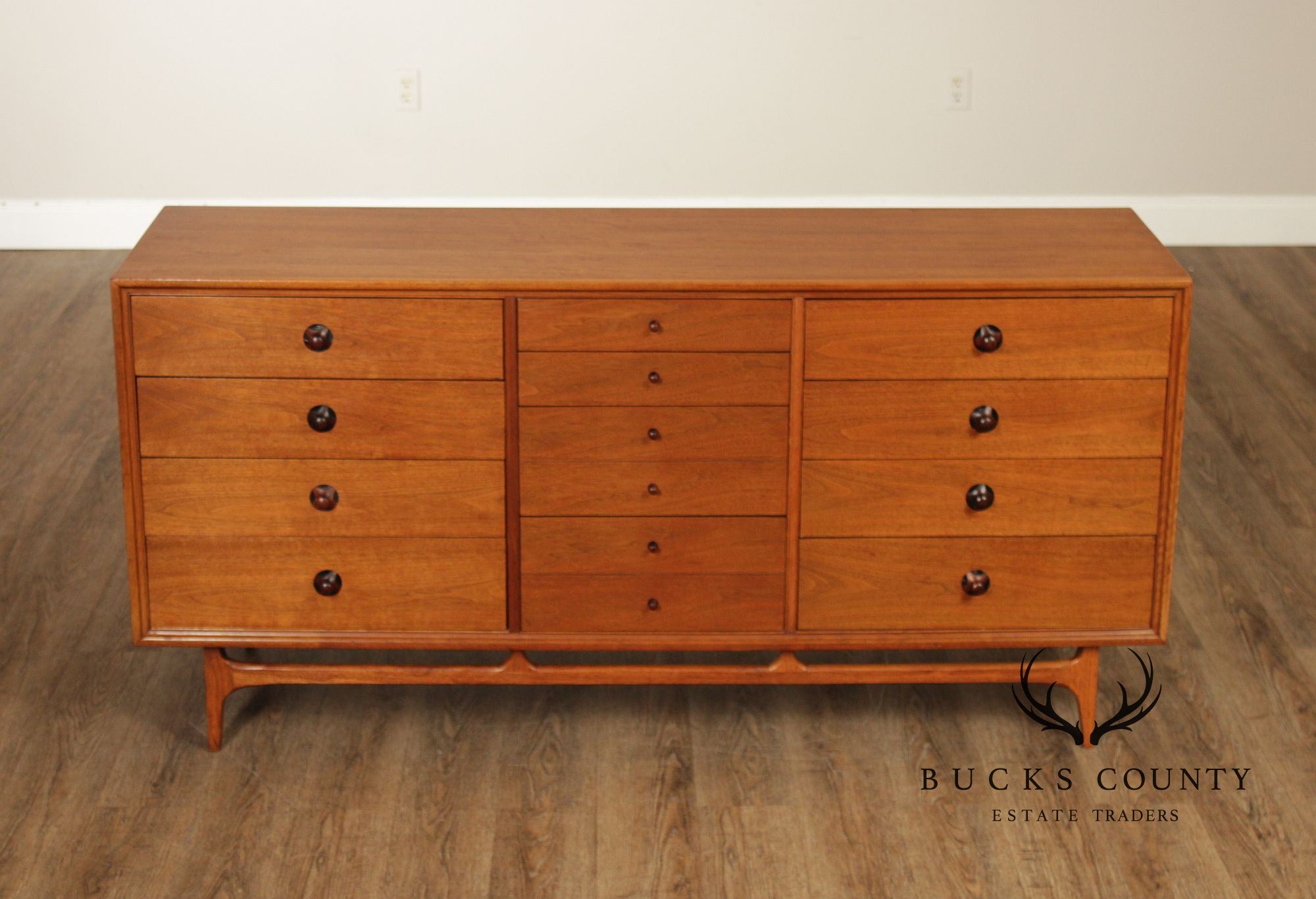 Thomasville Motif Mid-Century Modern Walnut Triple Dresser