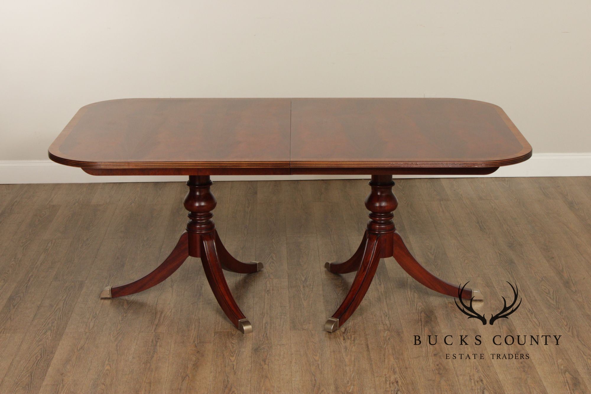 Ethan Allen Newport Collection Mahogany Abbott Dining Table