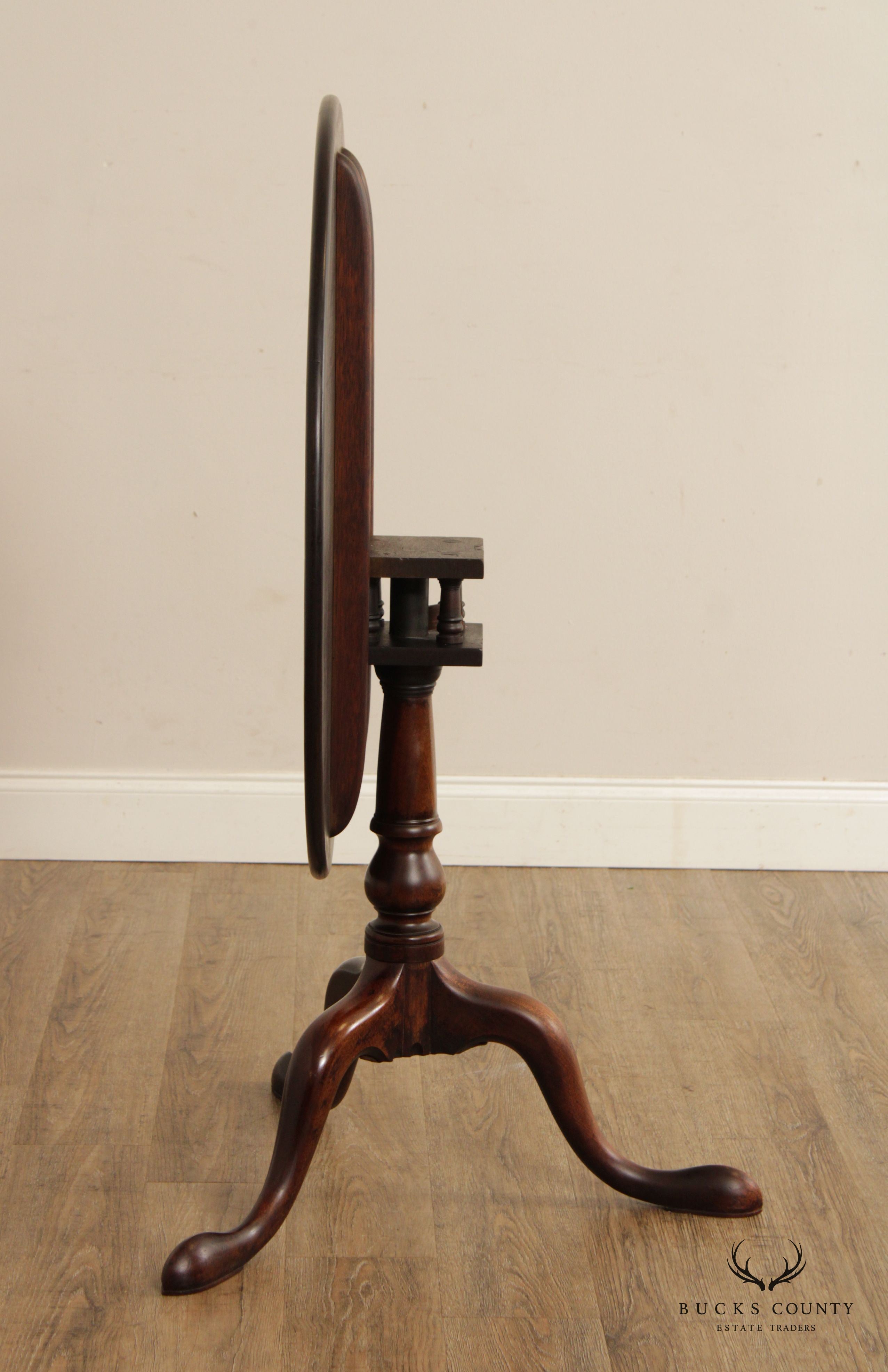 Queen Anne Style Antique Mahogany Tilt-Top Tea Table