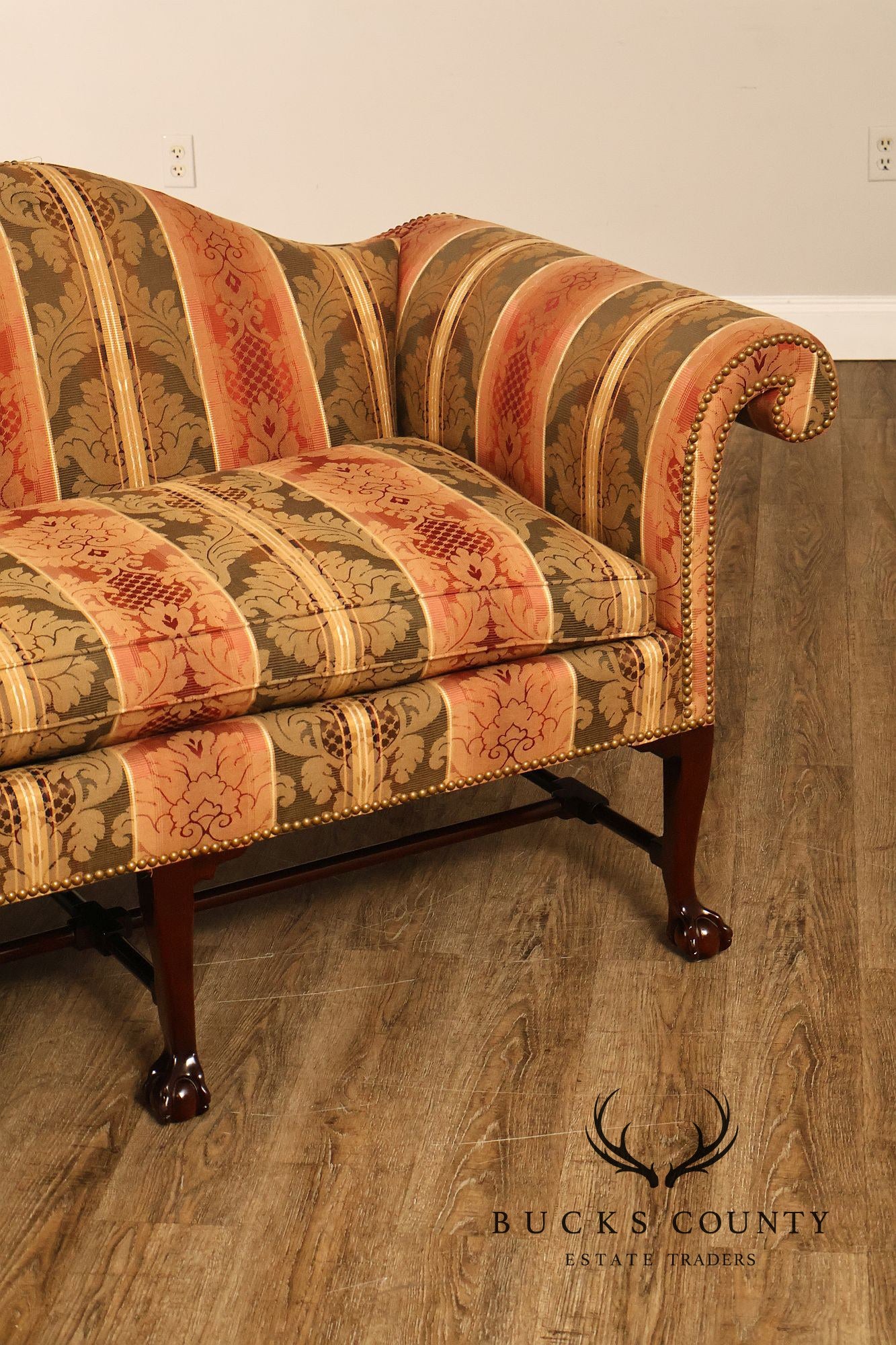 Kindel Winterthur Irish Georgian Chippendale Style Mahogany Camelback Sofa