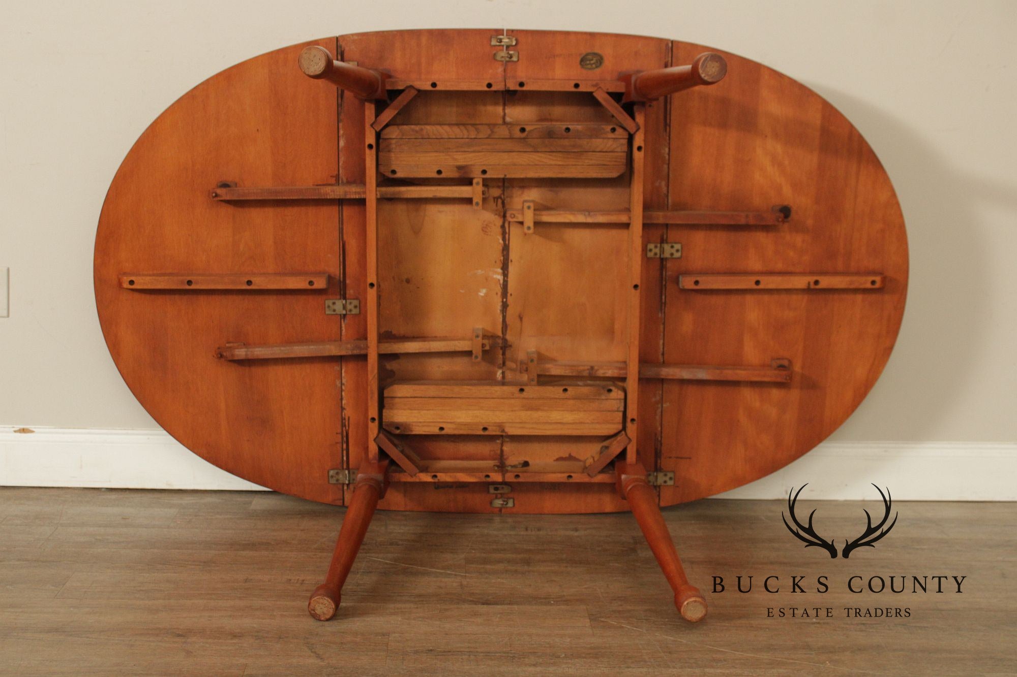 Vintage Cushman Colonial Creations Maple Drop Leaf Dining Table With 2 Leaves