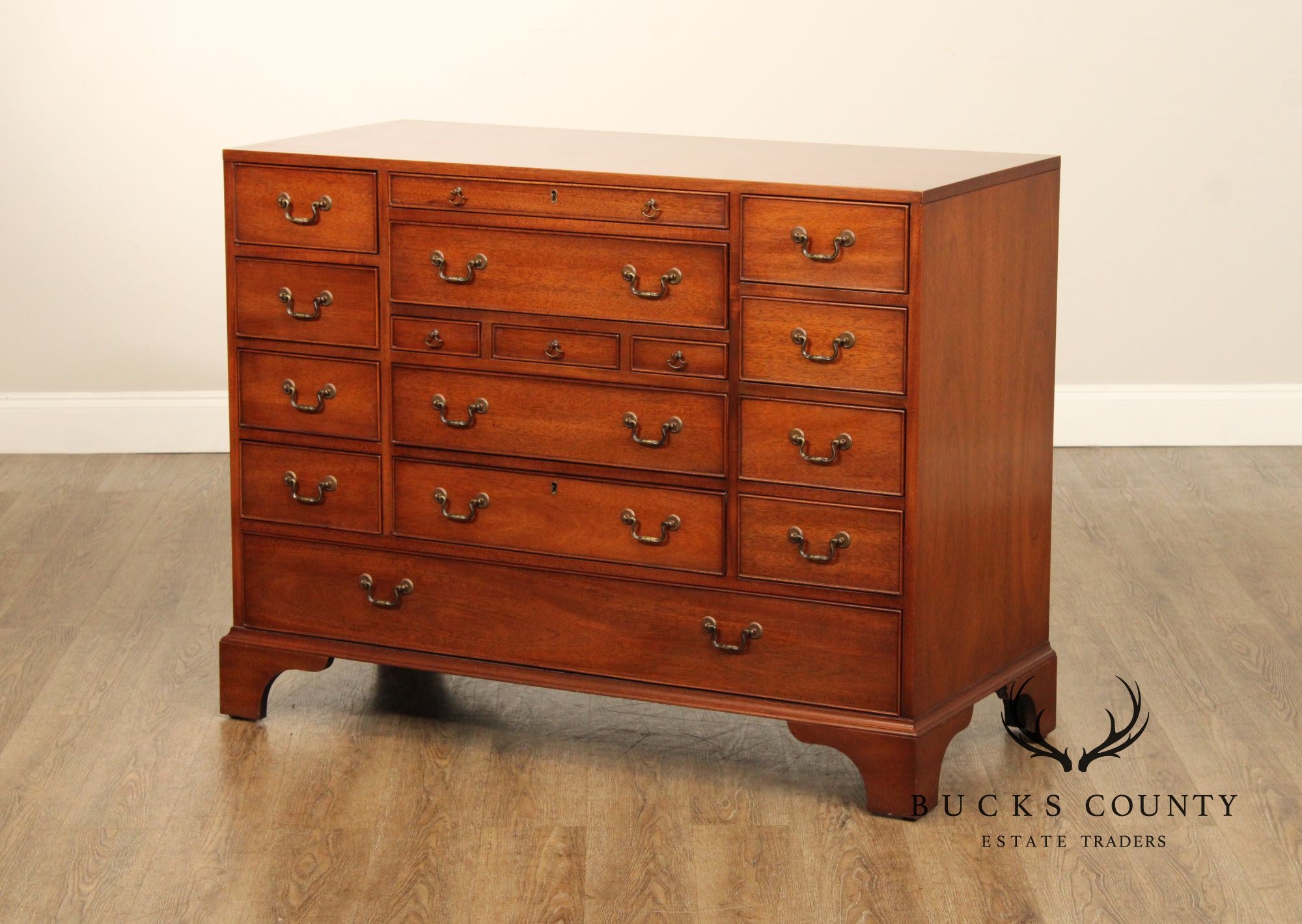 Kittinger Traditional Mahogany Chest of Drawers