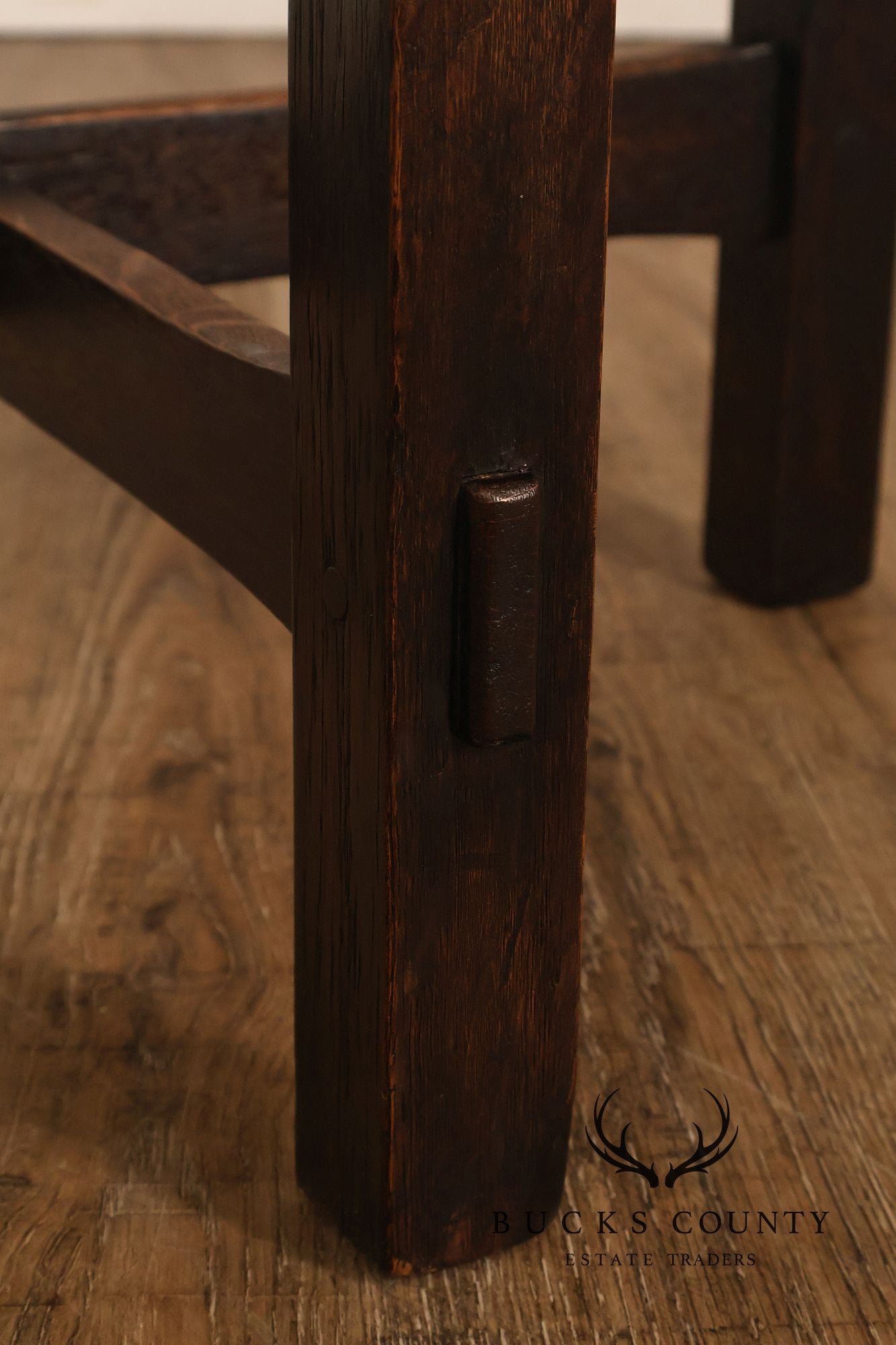 Early Gustav Stickley Mission Oak 26 Inch Round Table #439