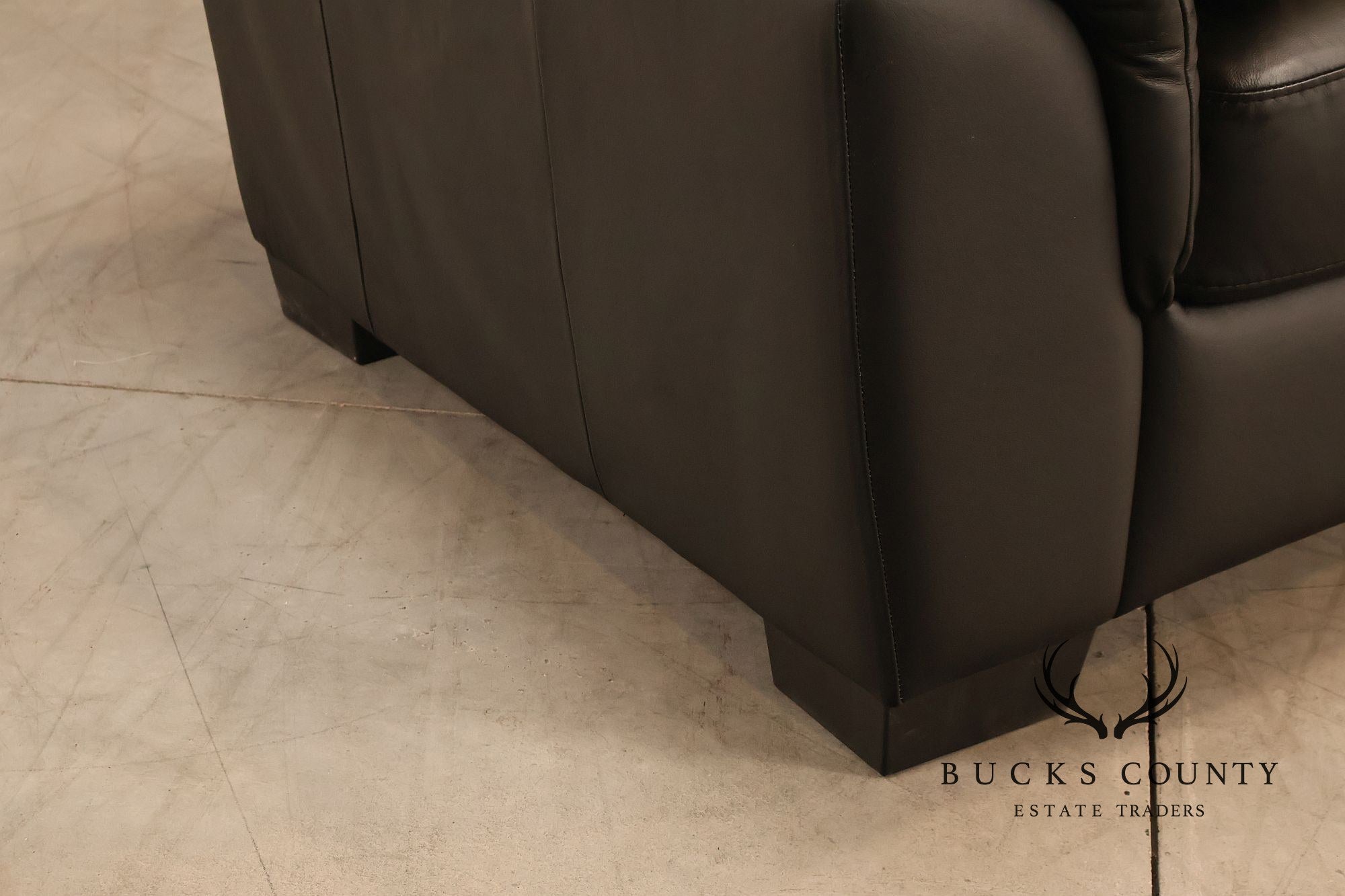 Italsofa Pair of Black Leather Sofas