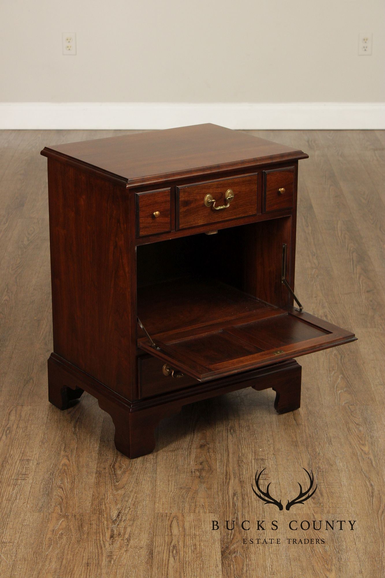 Henkel Harris Vintage Solid Cherry Pair Of Nightstands