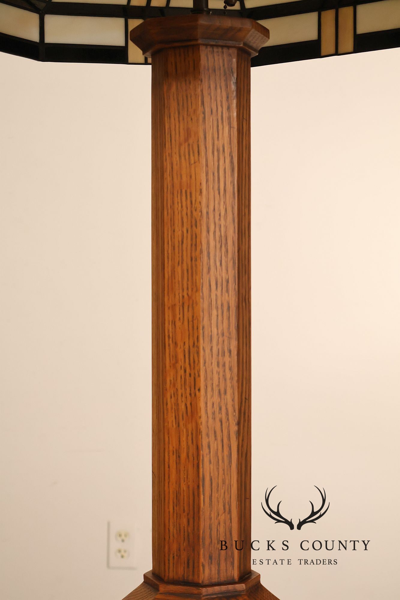 Stickley Mission Collection Table Lamp With Leaded Glass Shade