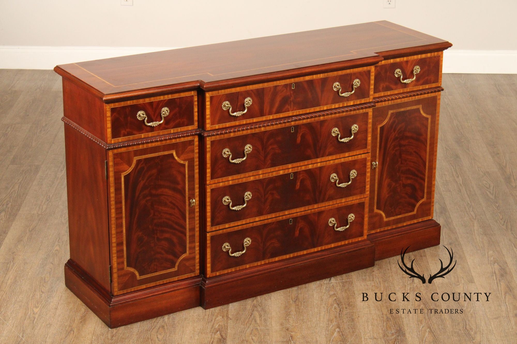 Councill Craftsmen Georgian Style Banded Mahogany Buffet Sideboard
