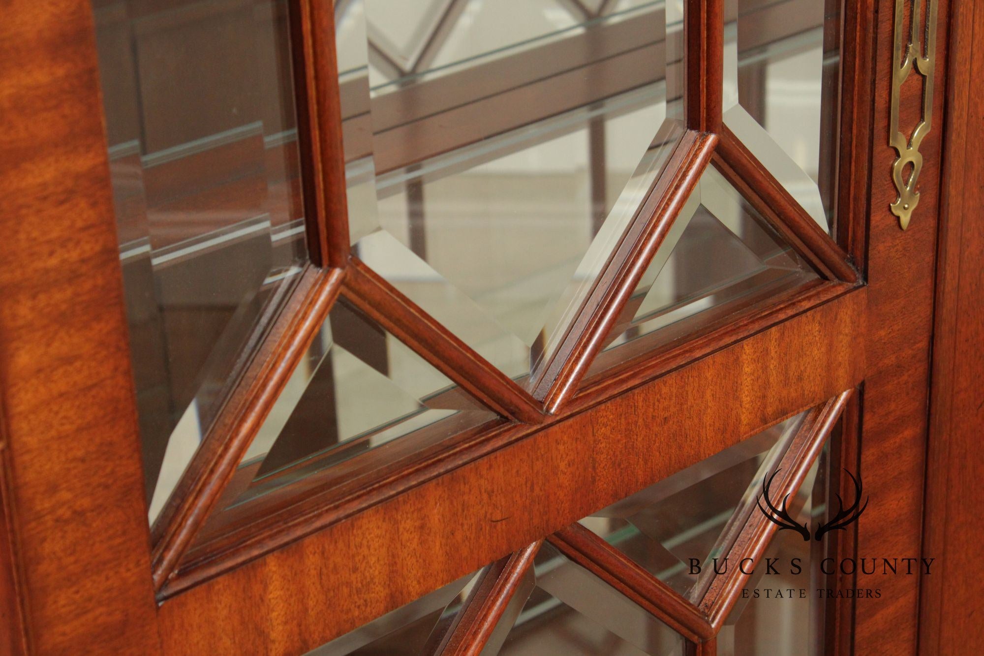 Henkel Harris Georgian Style Mahogany Display Case Cabinet