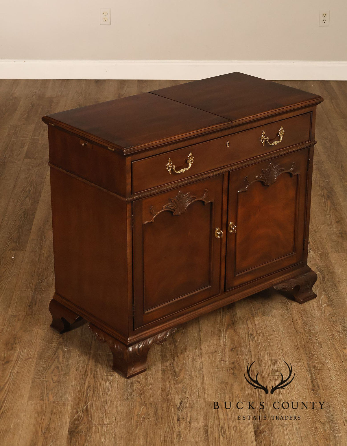 Henredon 'Rittenhouse Square' Mahogany Flip-Top Server