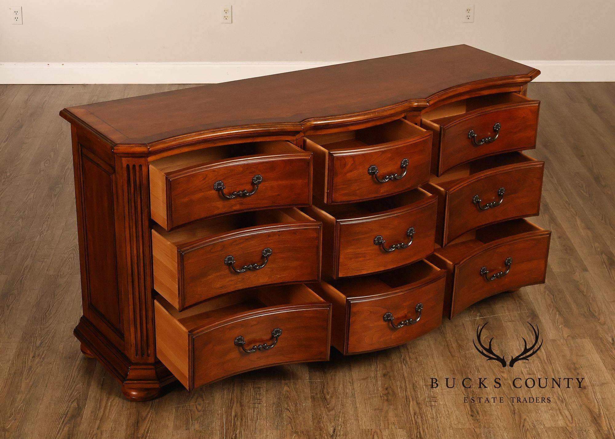 Ethan Allen Tuscany Serpentine Nine-Drawer Dresser In Cherry Finish