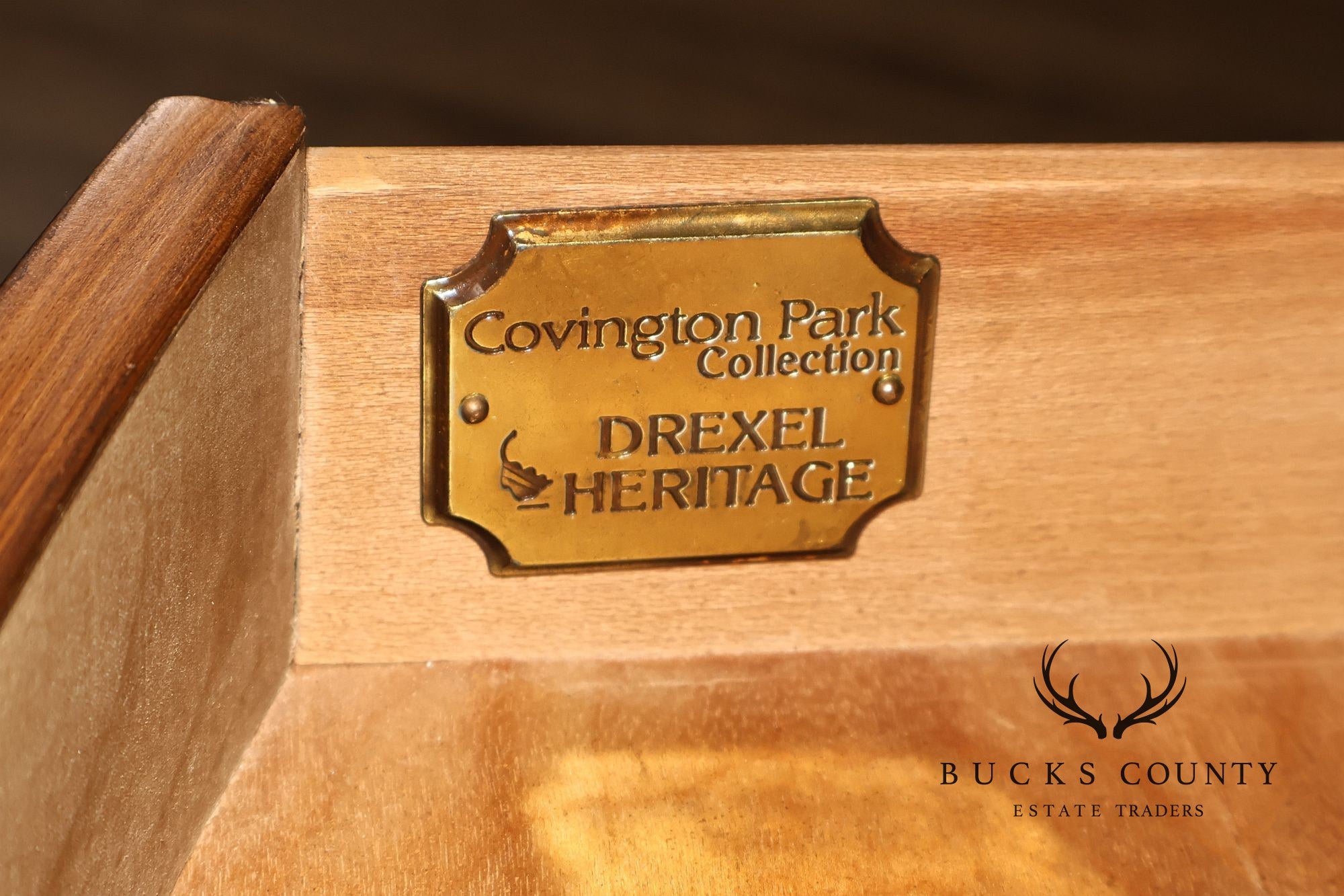Drexel Heritage Covington Park Pair Of Mahogany Marble Top Bachelor Chests