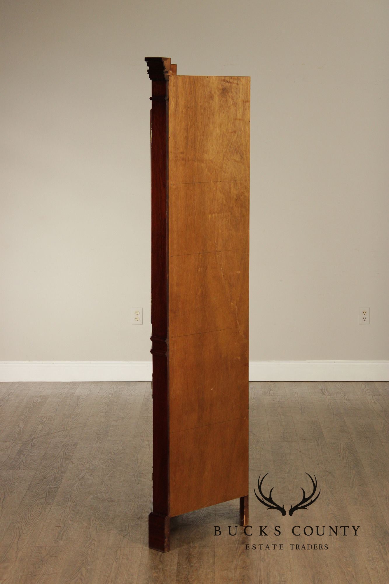 Craftique Chippendale Style Mahogany Corner Cabinet