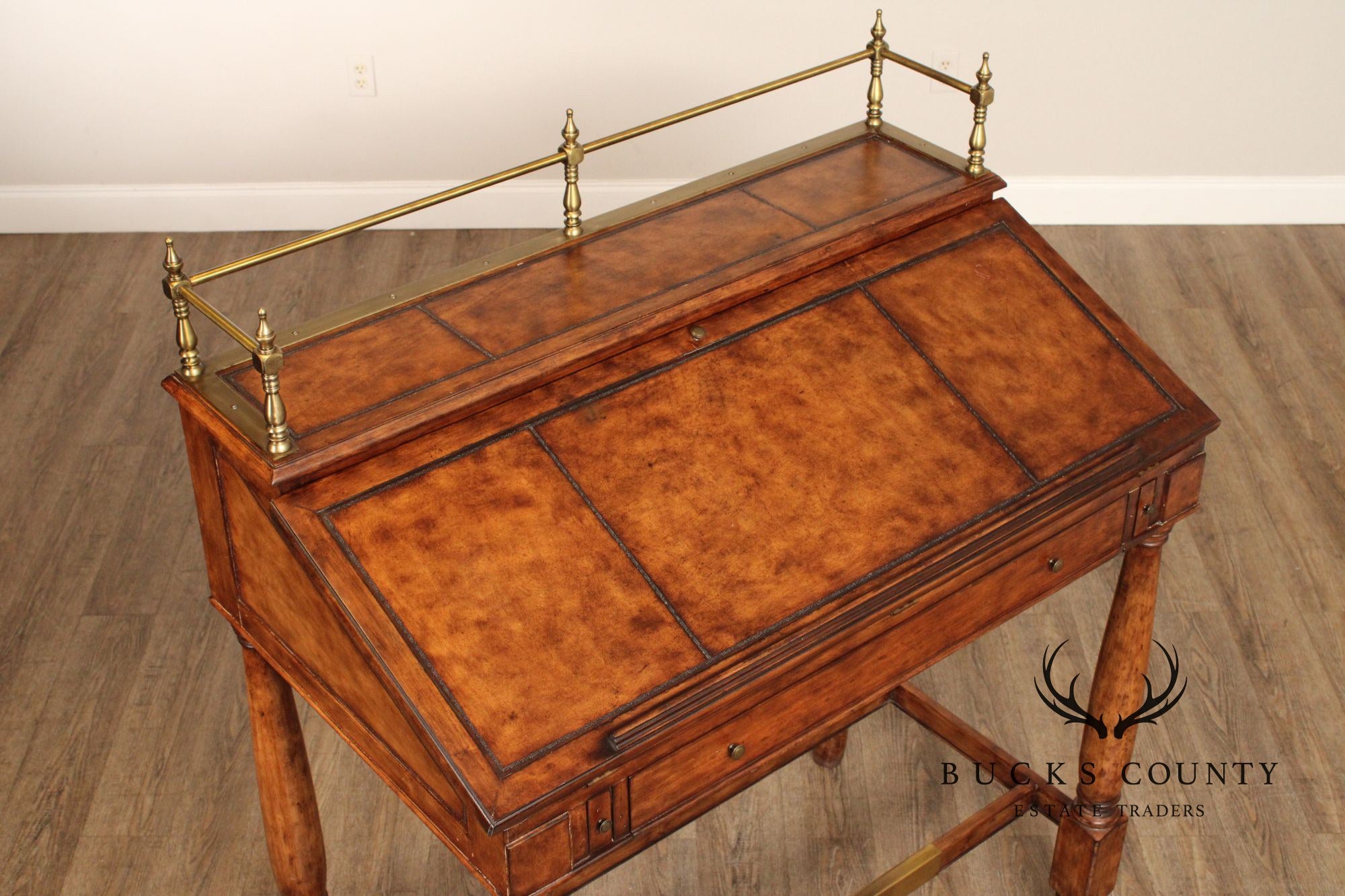 Thomasville Ernest Hemingway Slant Front Writing Desk and Chair