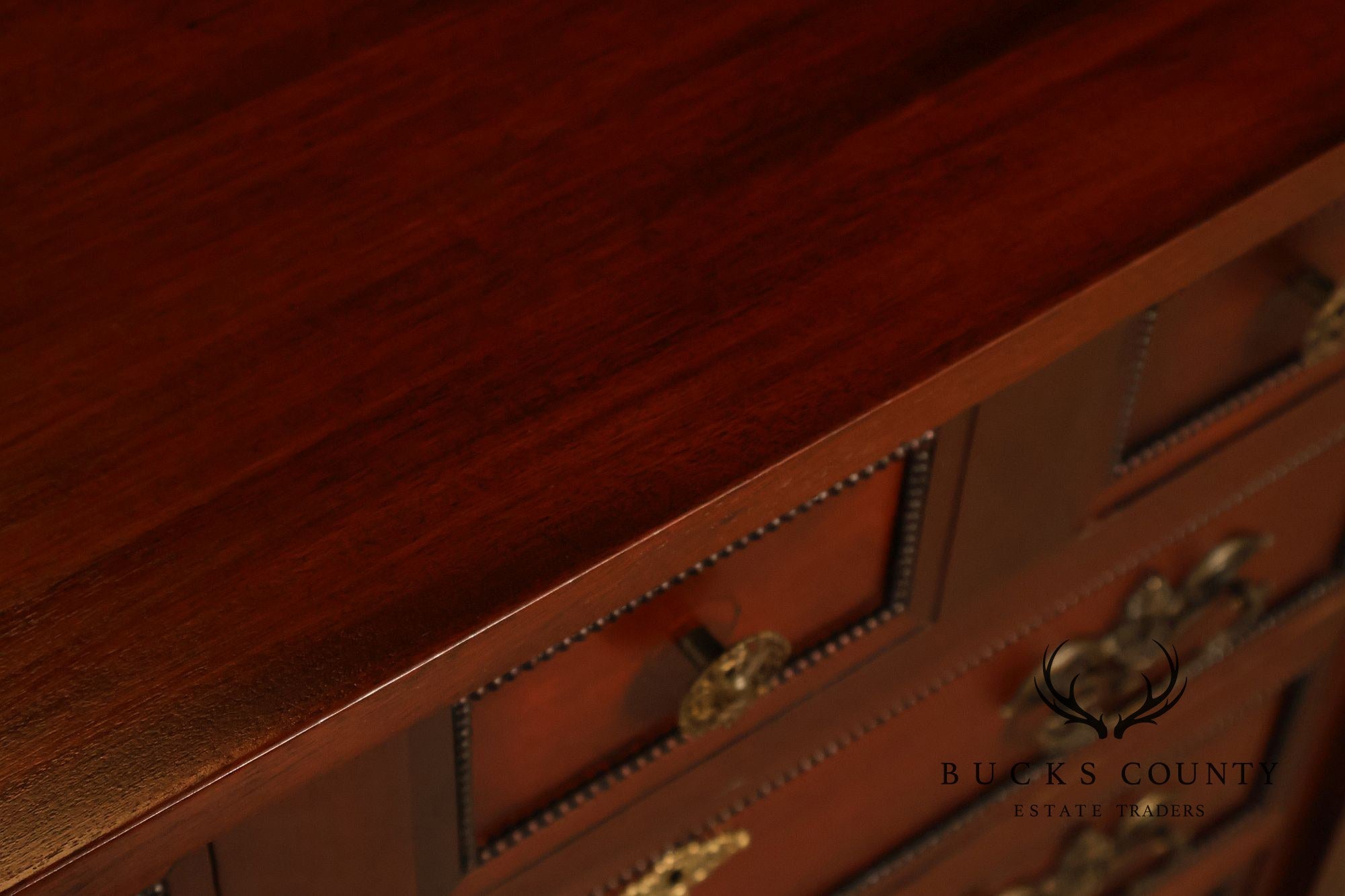 Antique Victorian Mahogany Chest Of Drawers With Brass Lion Paw Feet