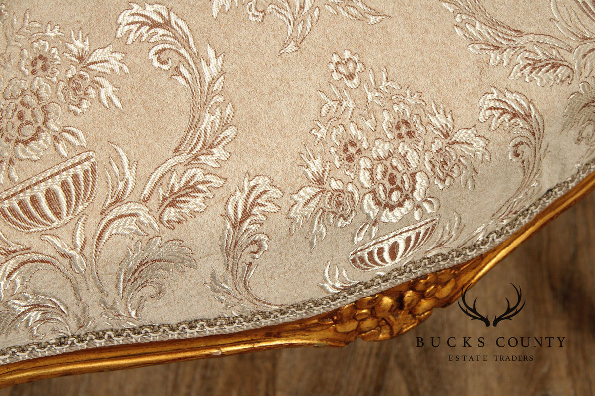 French Louis XV Style Pair of Giltwood Fauteuil Armchairs