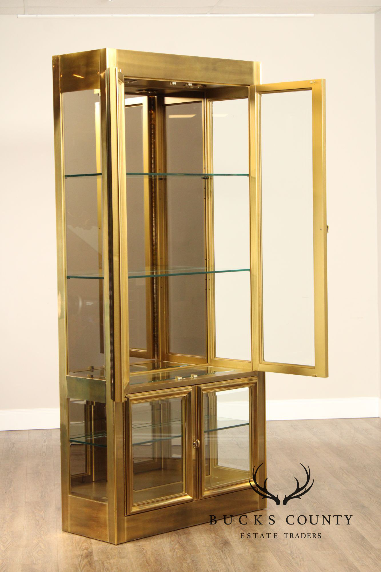 Mastercraft Hollywood Regency Pair of Brass Display Cabinets