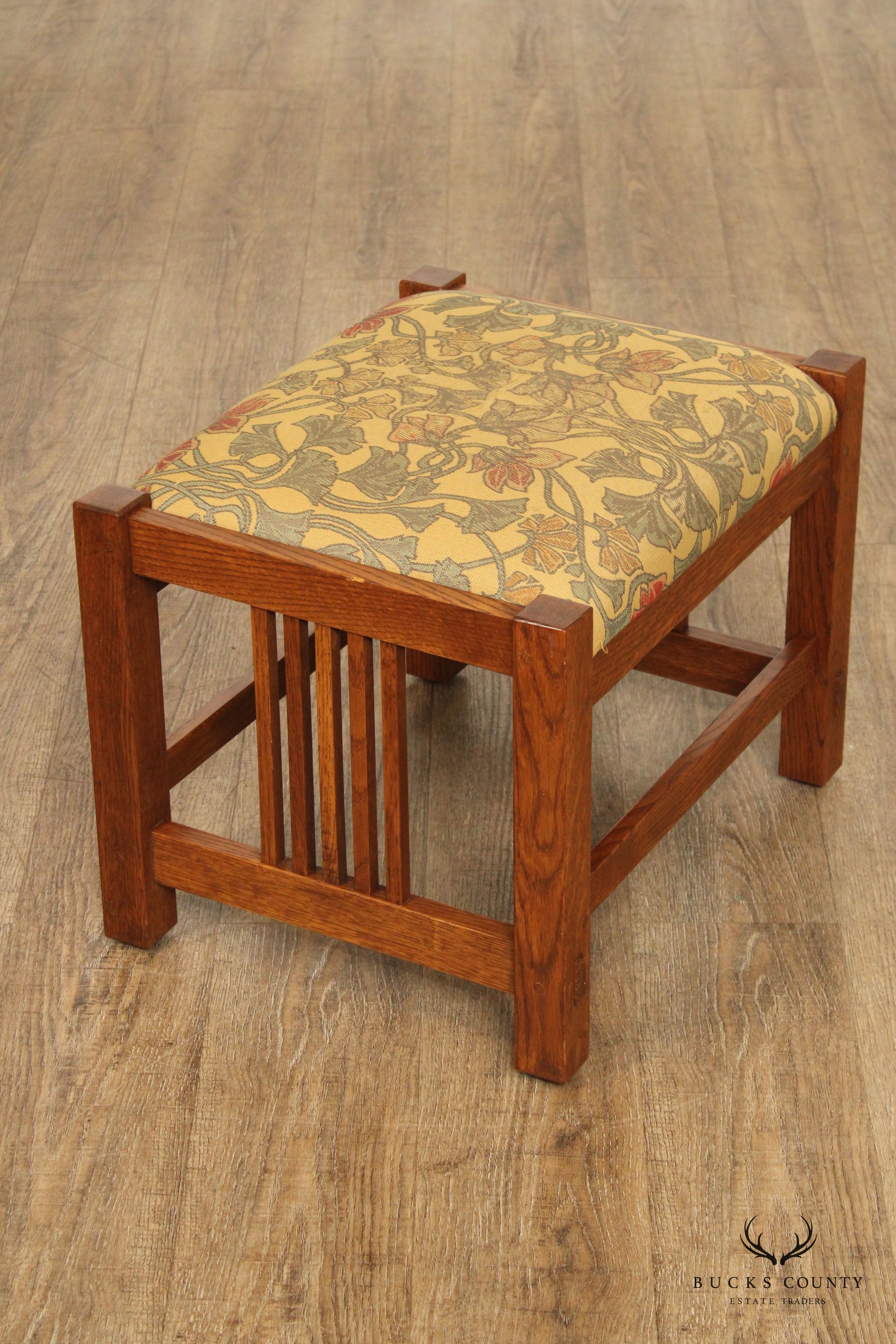 Stickley Mission Collection Oak Spindle Footstool