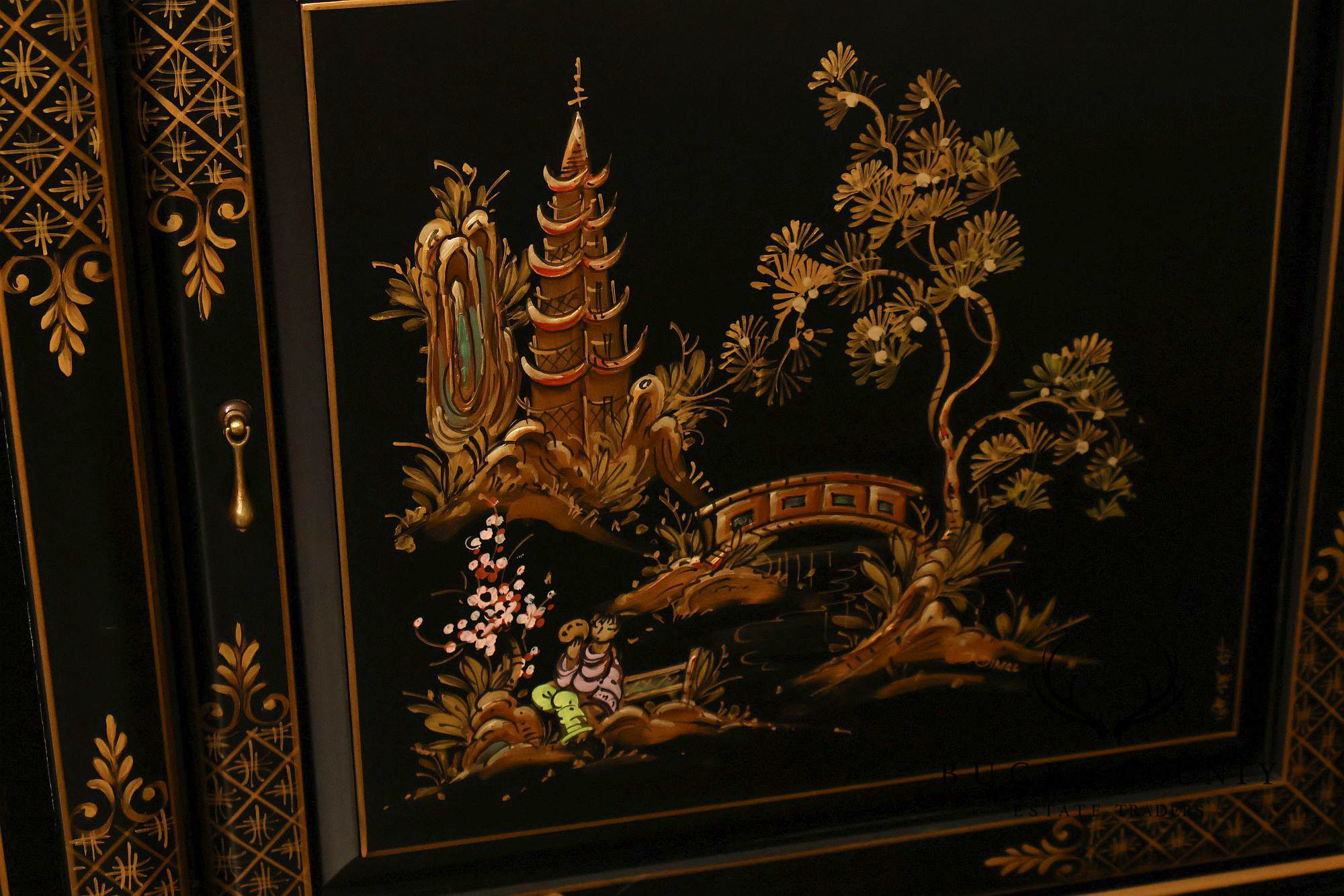 Union National Chinoiserie Hand Painted China Display Cabinet