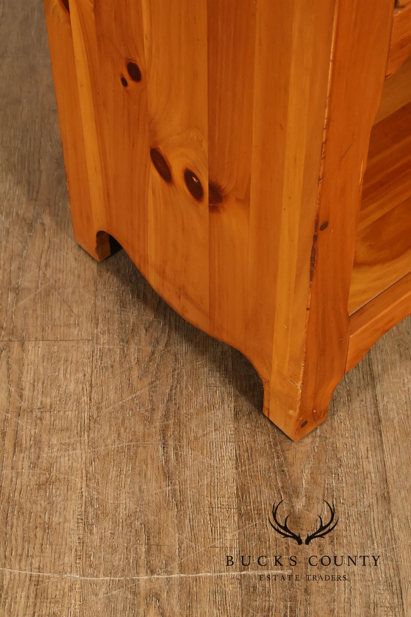 Ethan Allen Early American Style Pair of Pine Nightstands