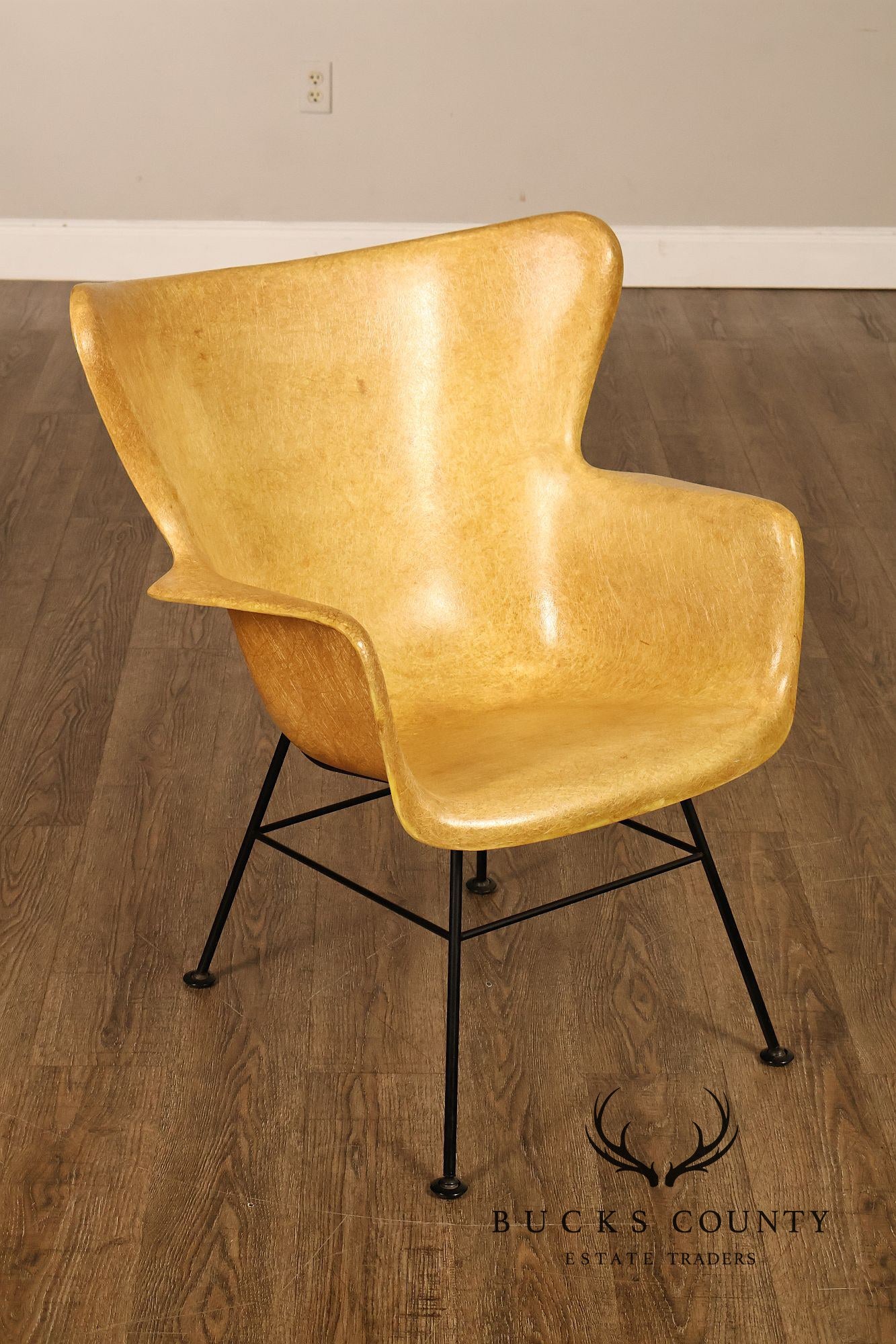 Selig Mid Century Modern 'Peabody' Fiberglass Armchair