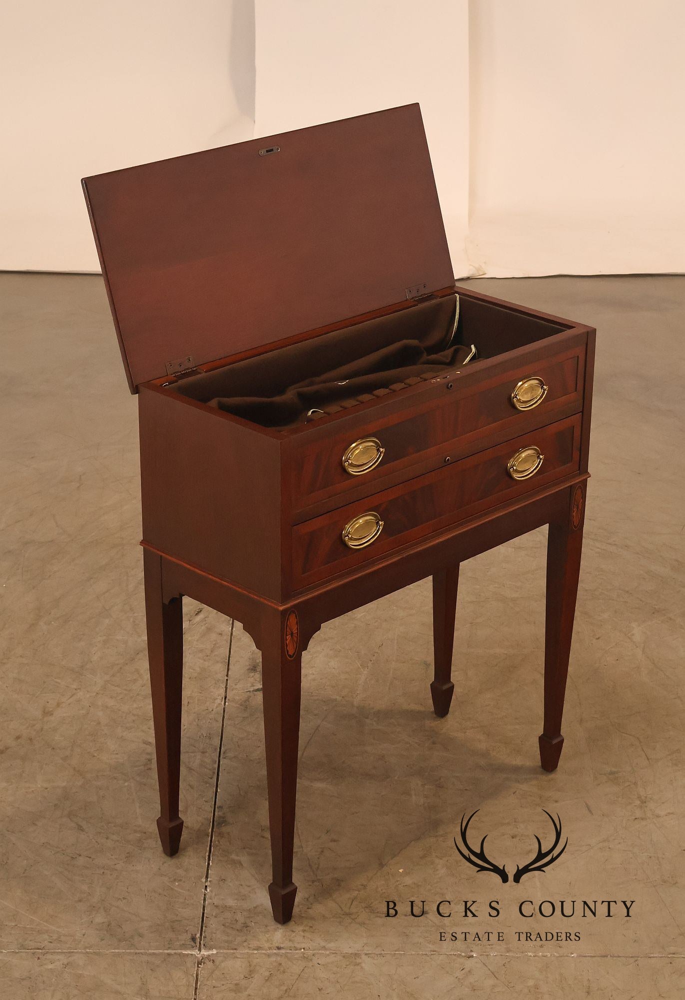 Hekman Federal Style Mahogany Inlaid Silver Chest