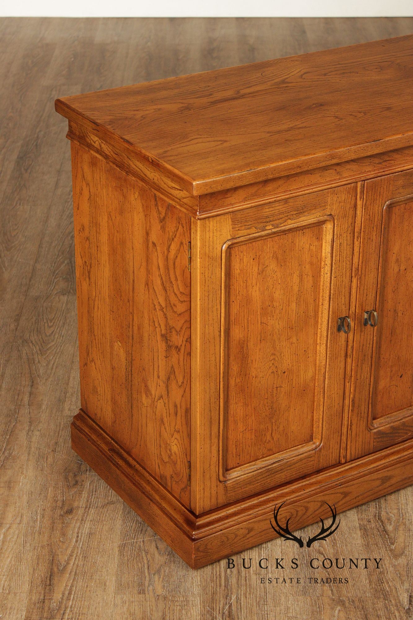 Henredon Artefacts Collection Oak Sideboard Credenza