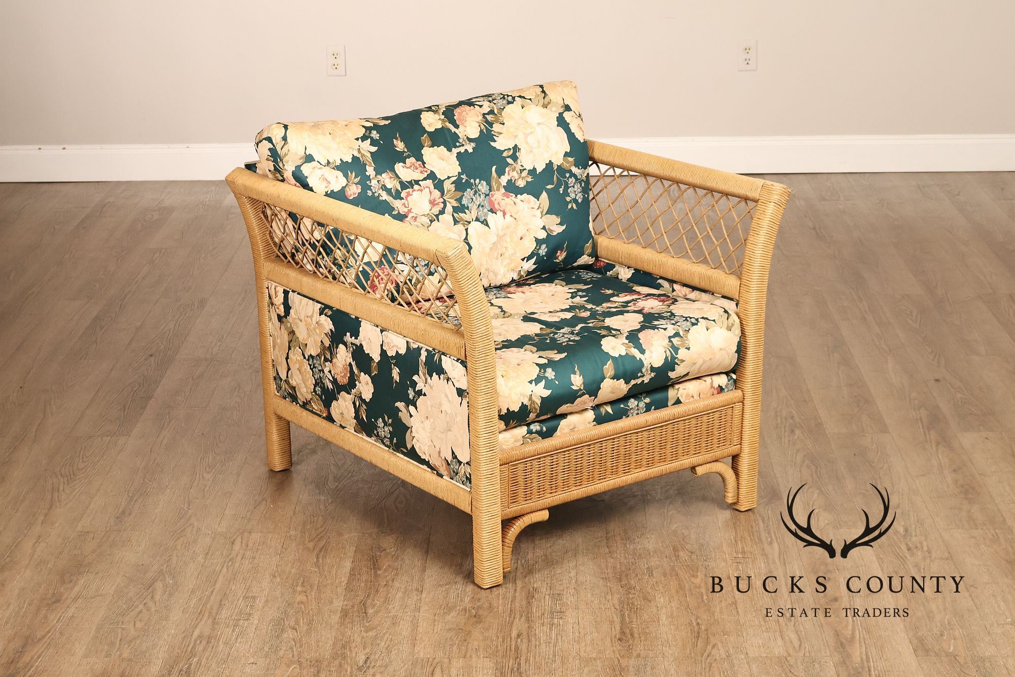 Lexington Henry Link  Furniture Wicker Upholstered Lounge Chair