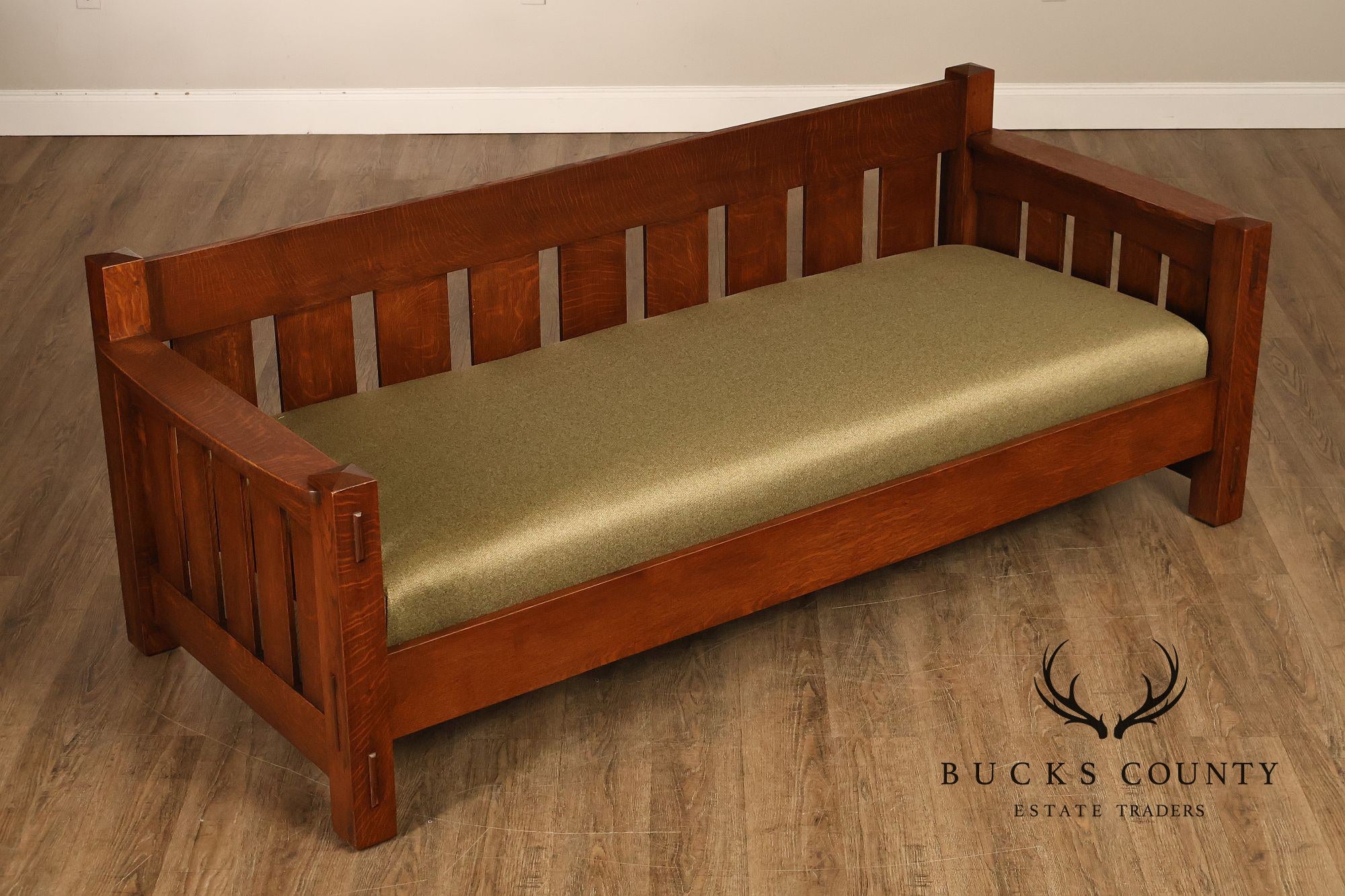 Custom Quality Mission Style Oak Settle Sofa