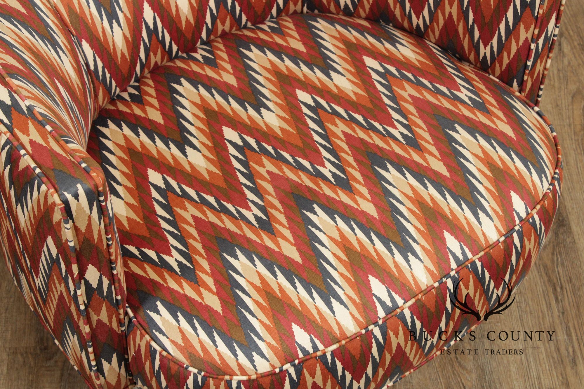 Mid Century Modern Barrel Back Lounge Chair