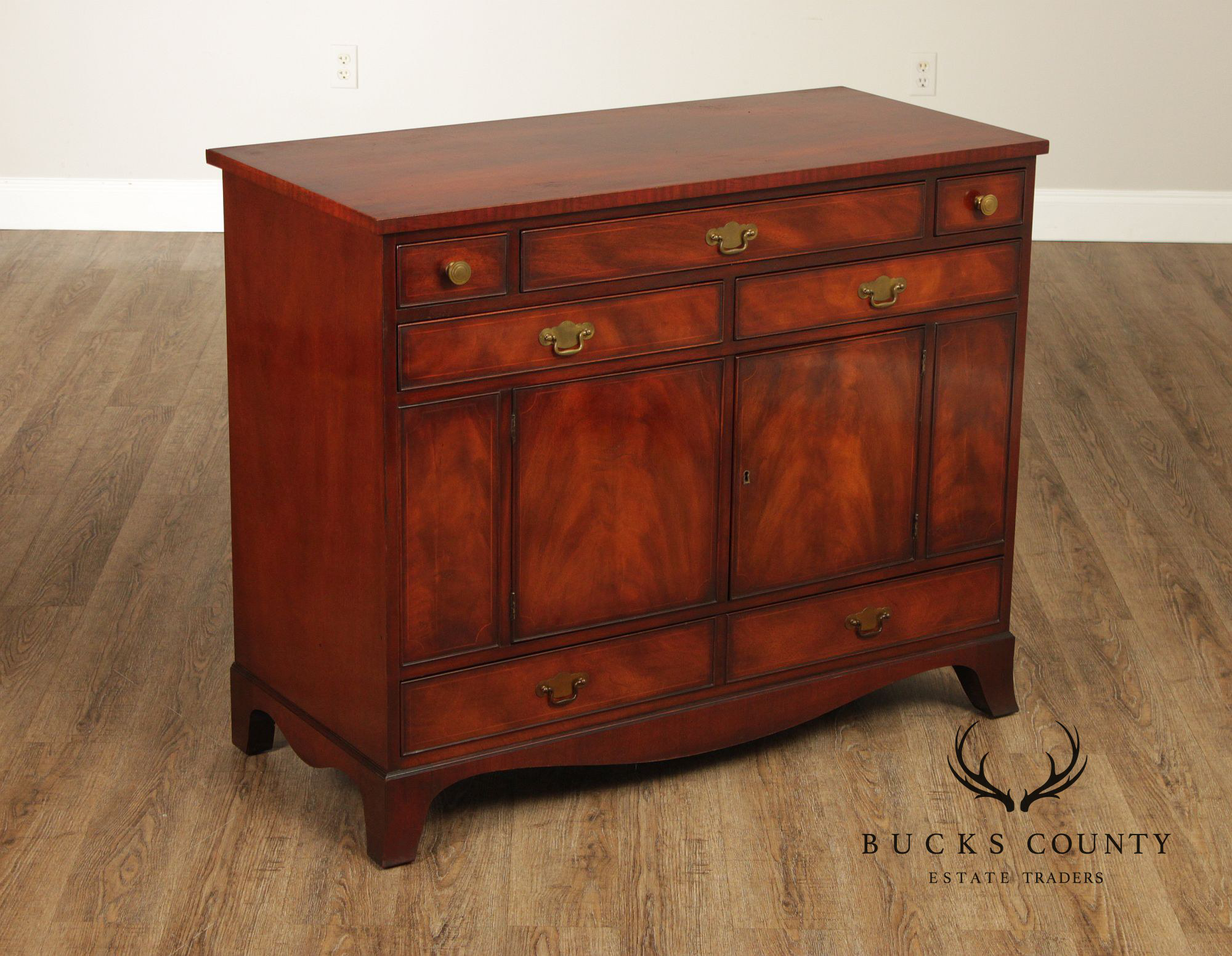 Henredon Heritage Vintage  Mahogany Buffet Sideboard