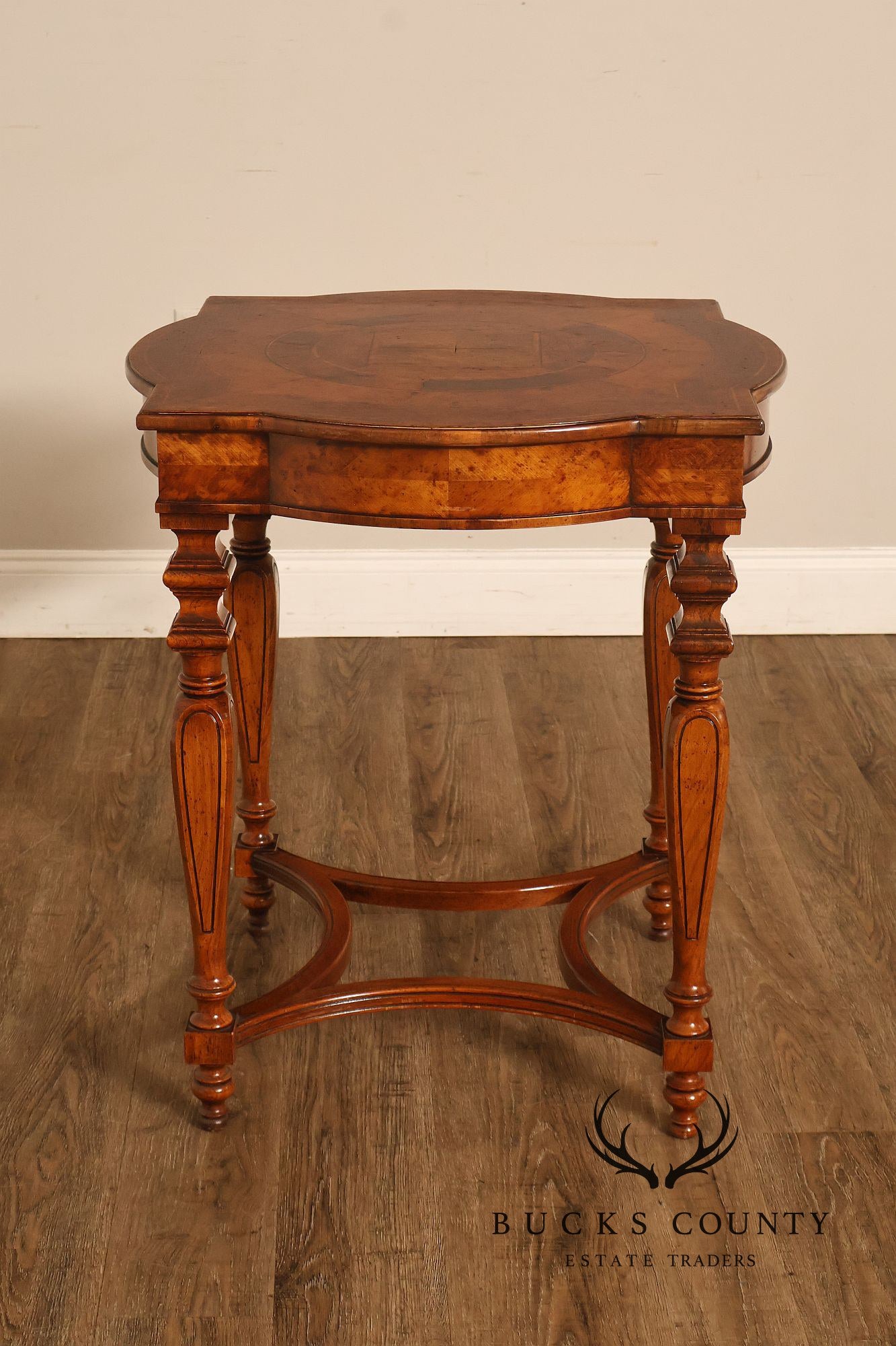 Koypthe Continental Style Walnut And Burl Walnut Inlaid Accent Table