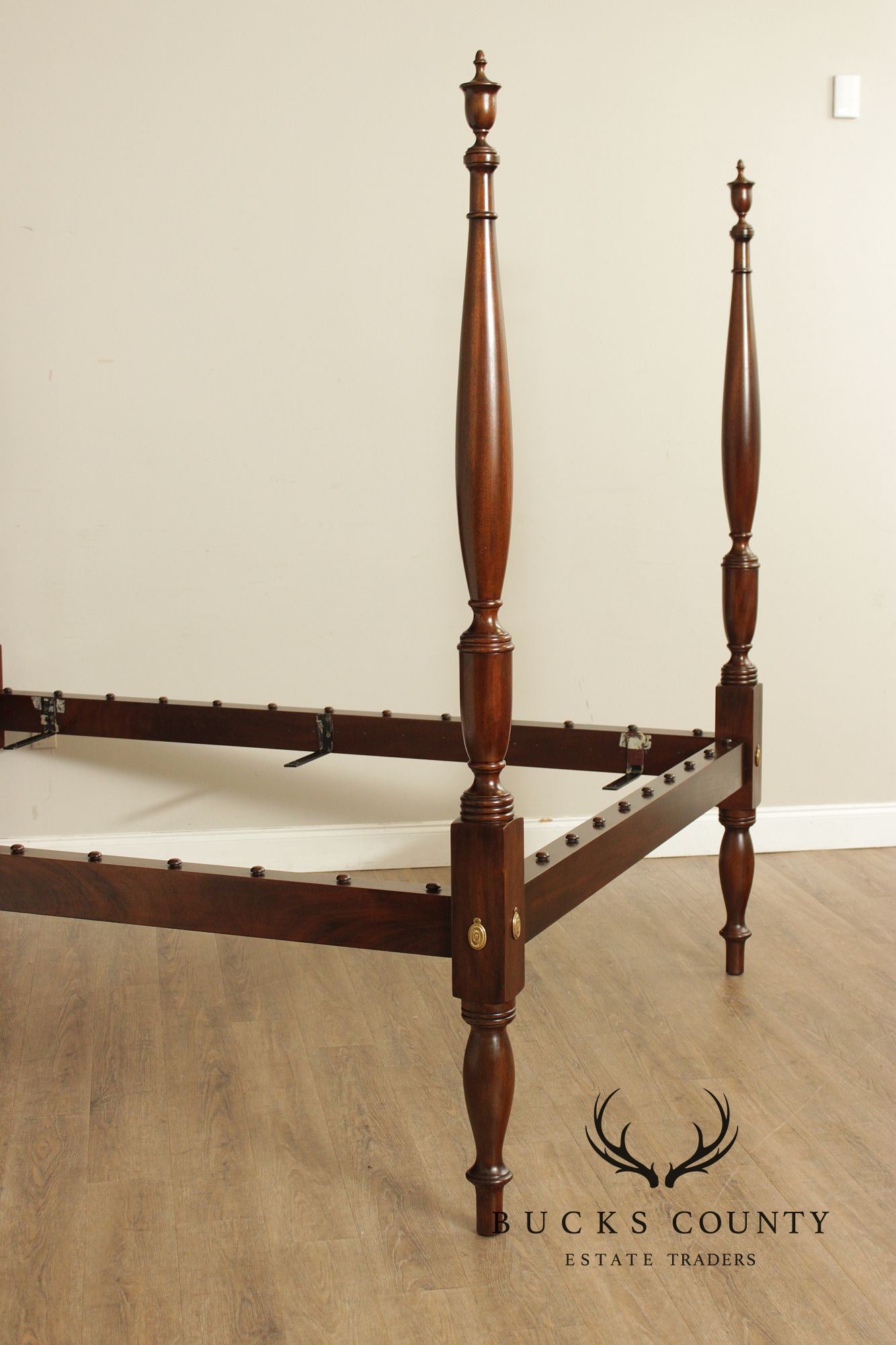Henkel Harris Mahogany Queen Poster Bed